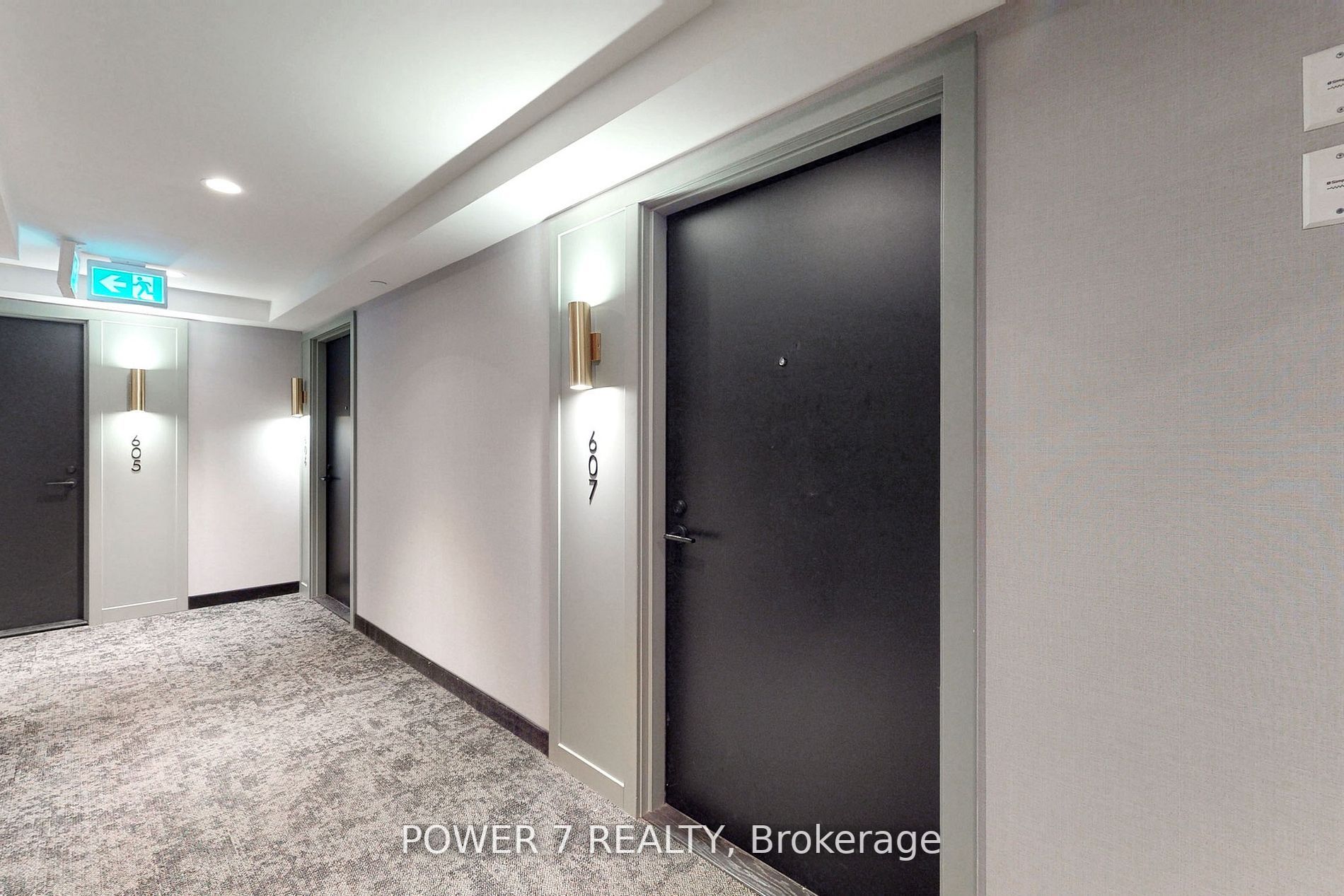 60 Shuter St, #607