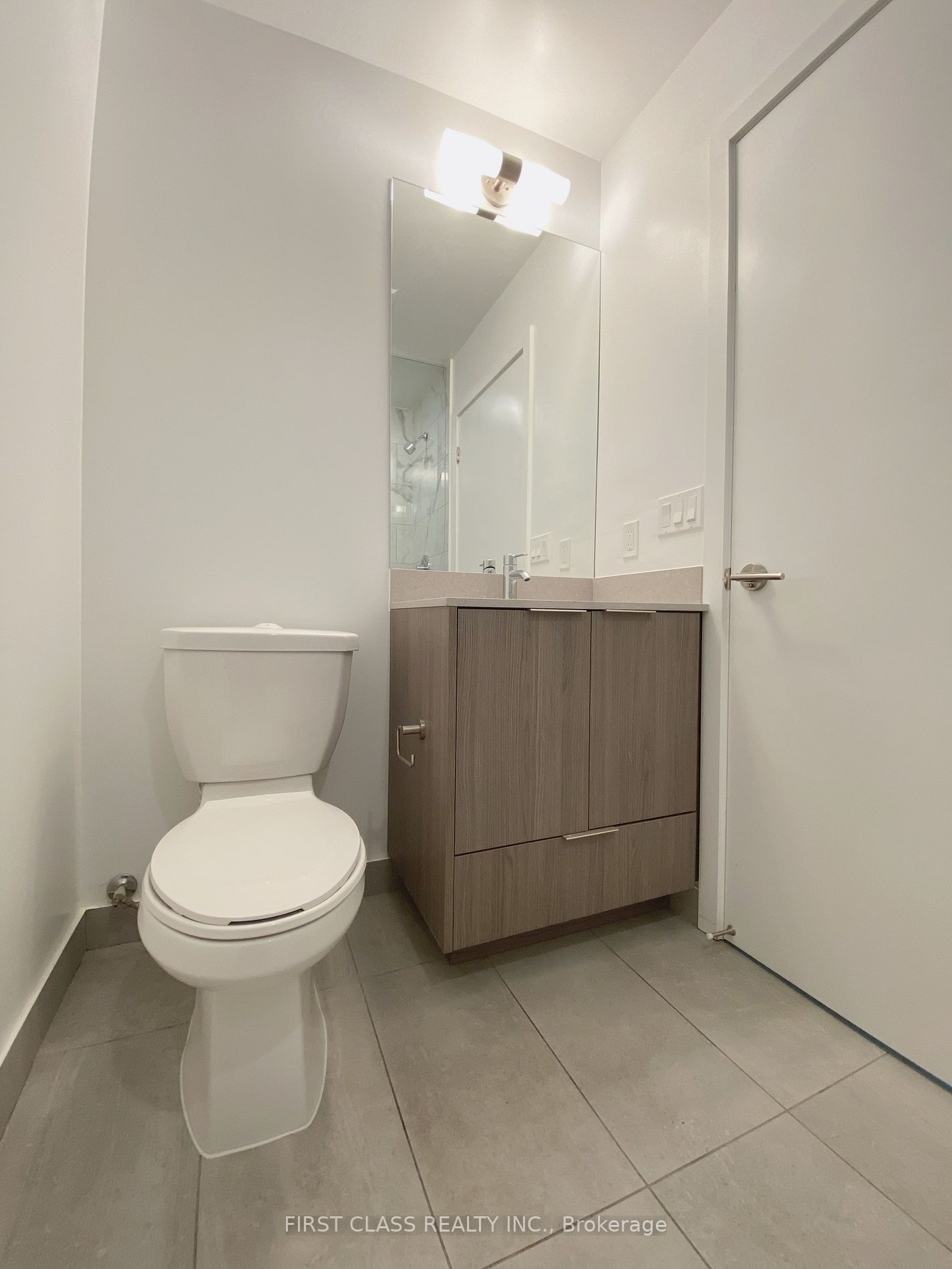 32 Forest Manor Rd, #206
