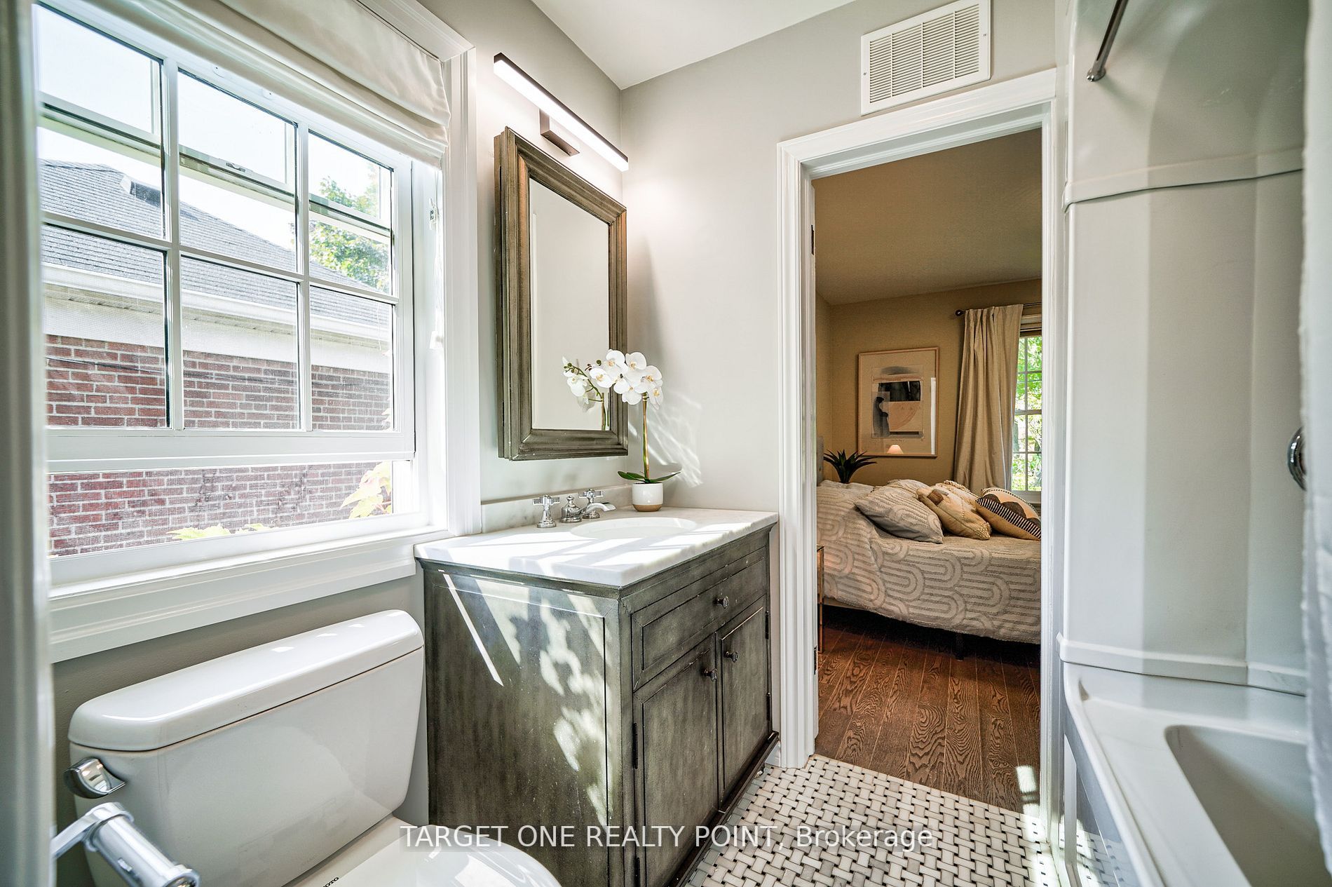 291 Glengrove Ave W