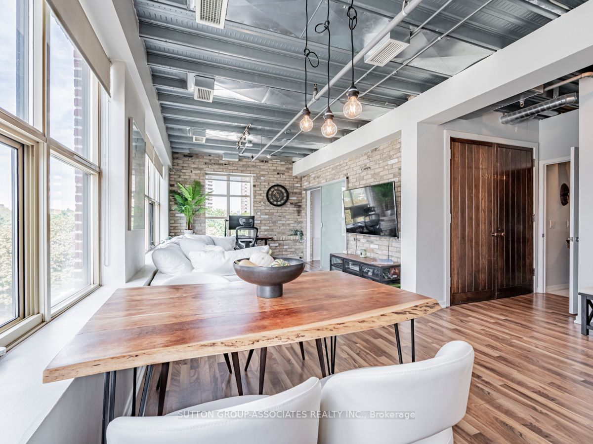 736 Dundas Street E, #507