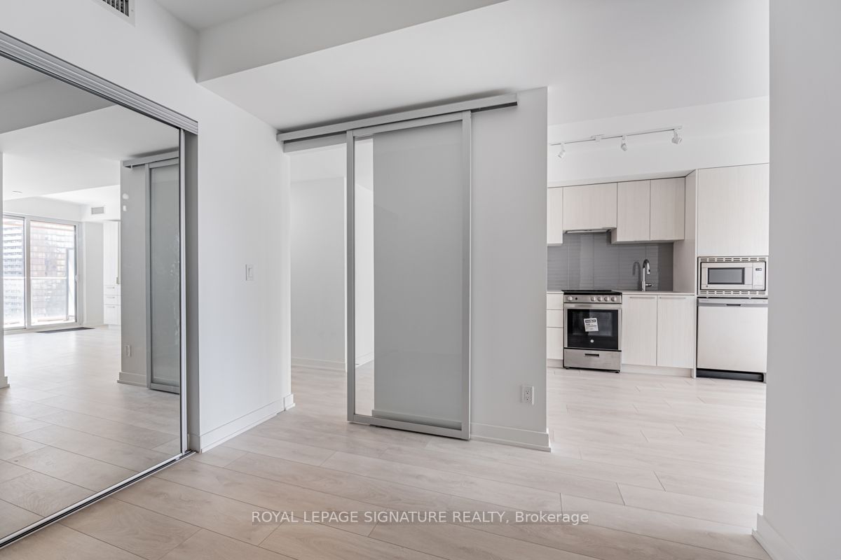 18 Maitland Terrace, #1007