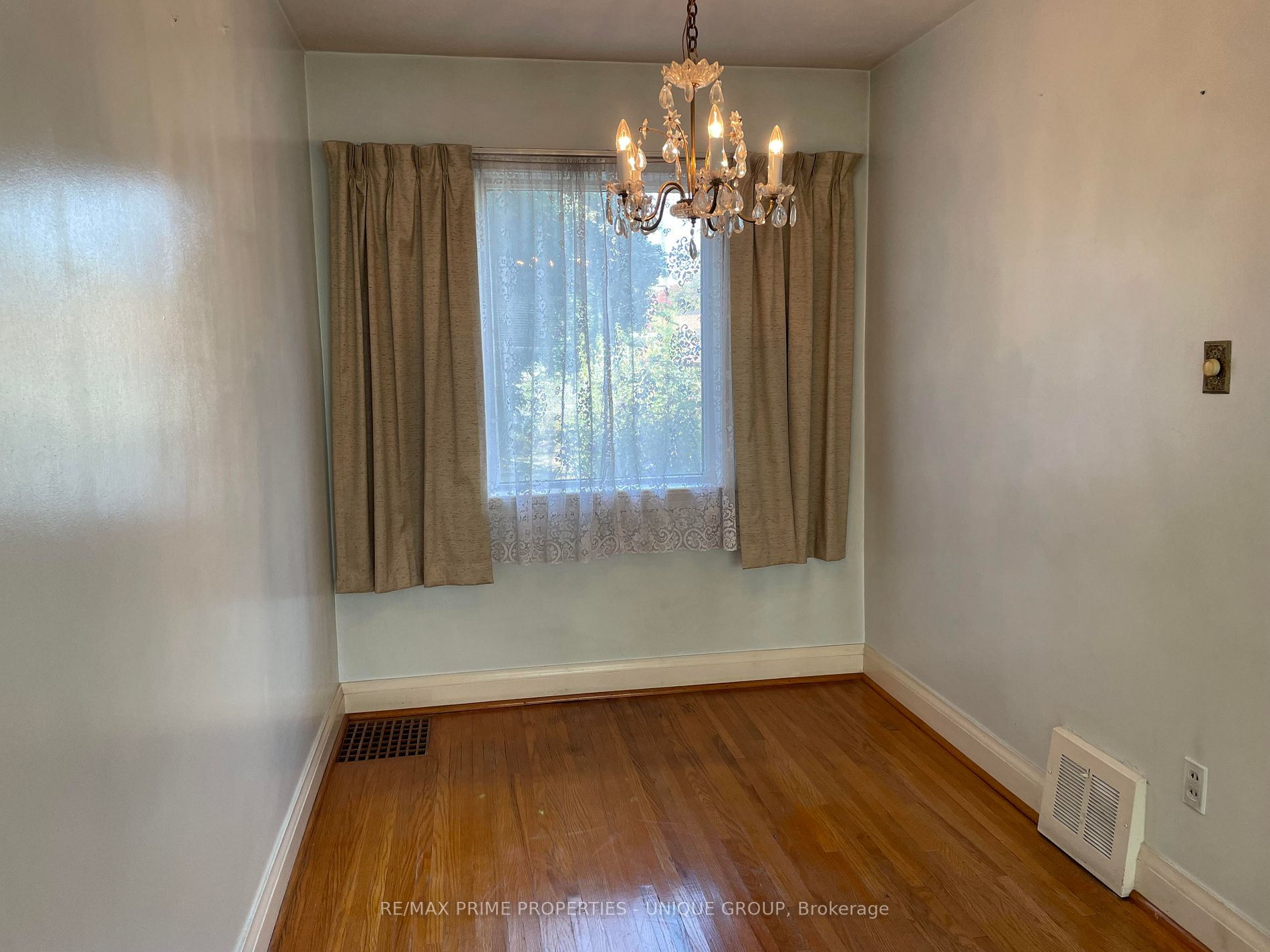 114 Glenvale Blvd