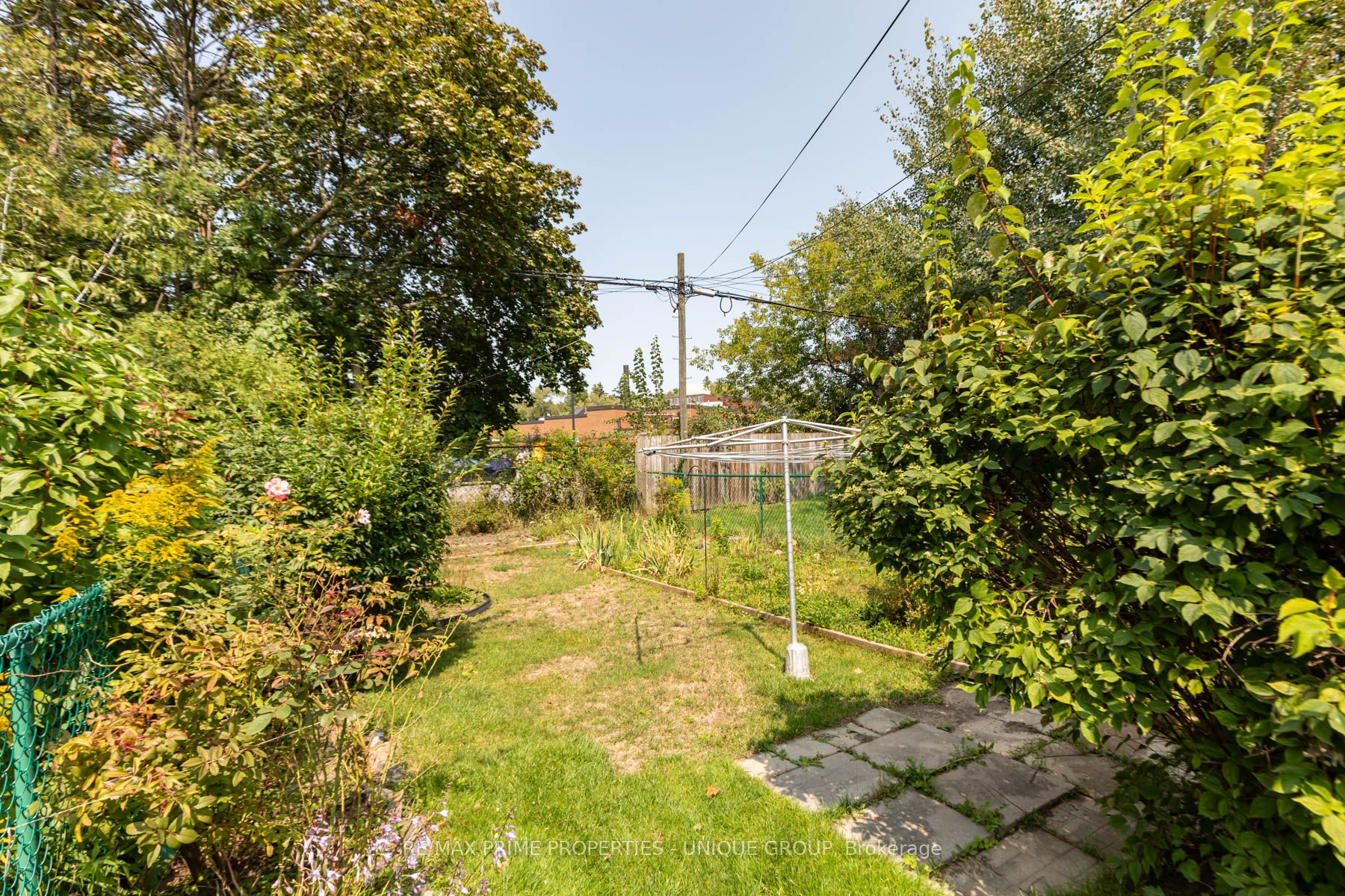 114 Glenvale Blvd