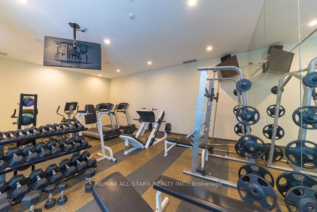 188 Eglinton Avenue E, #312