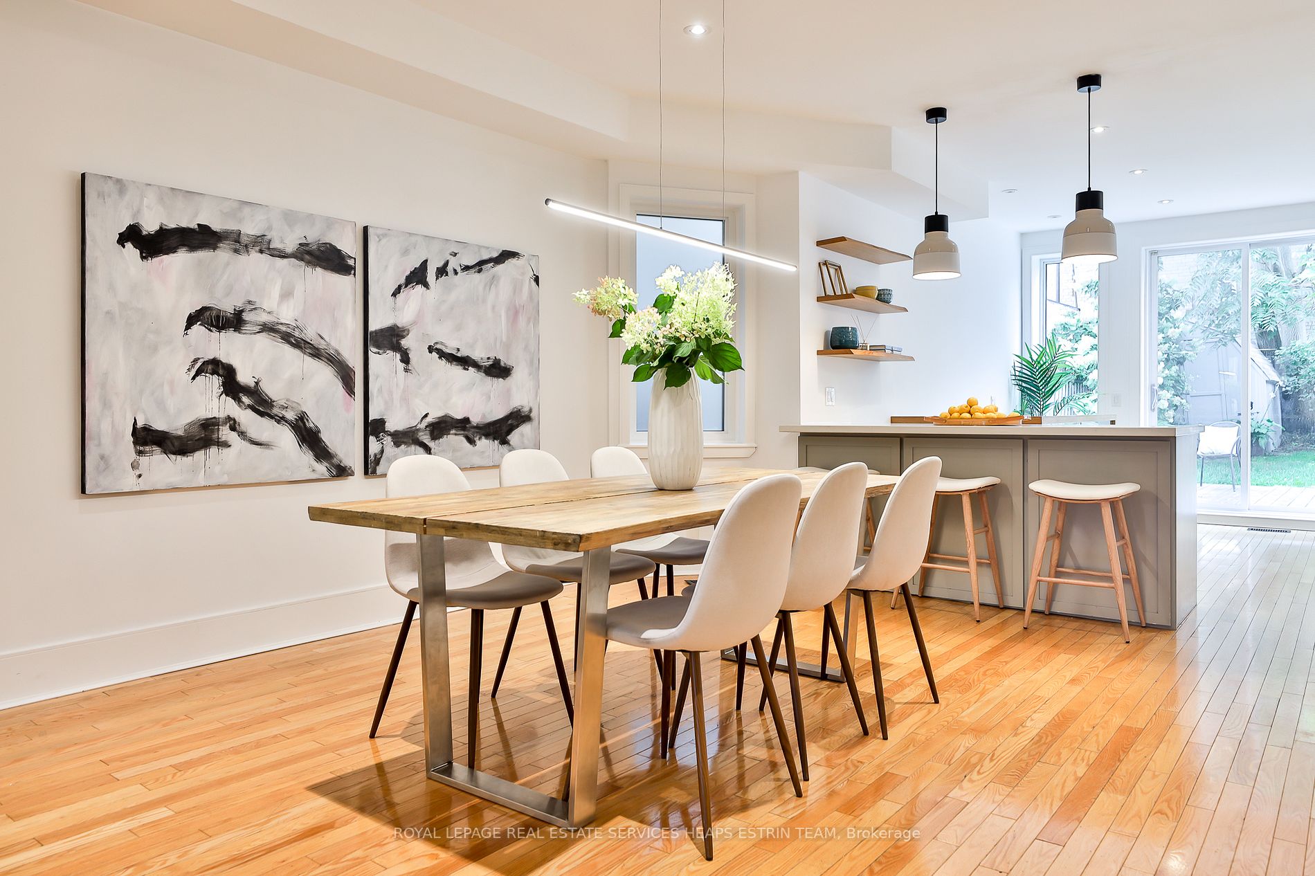 22 Roxton Rd