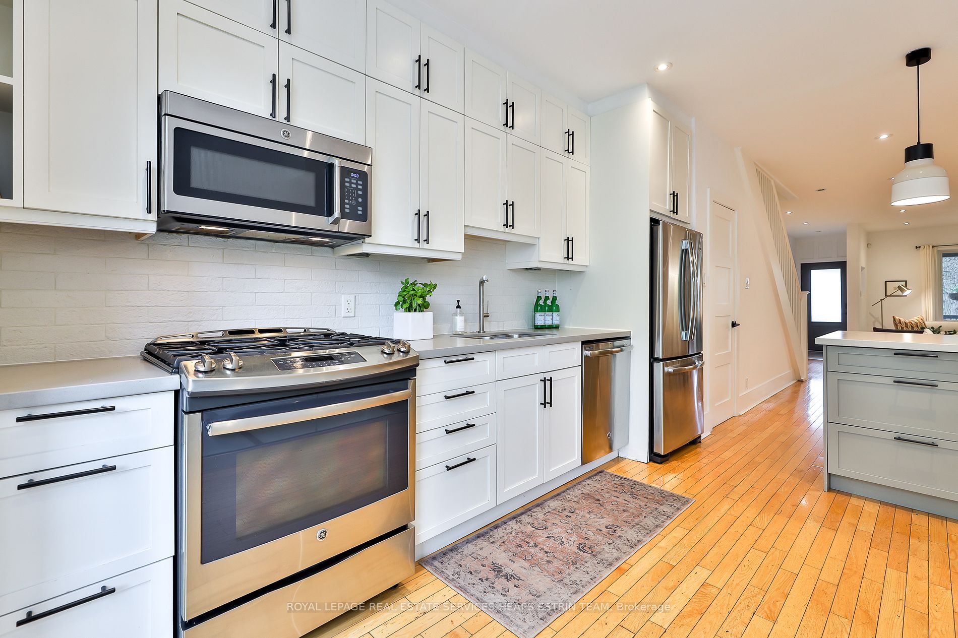 22 Roxton Rd