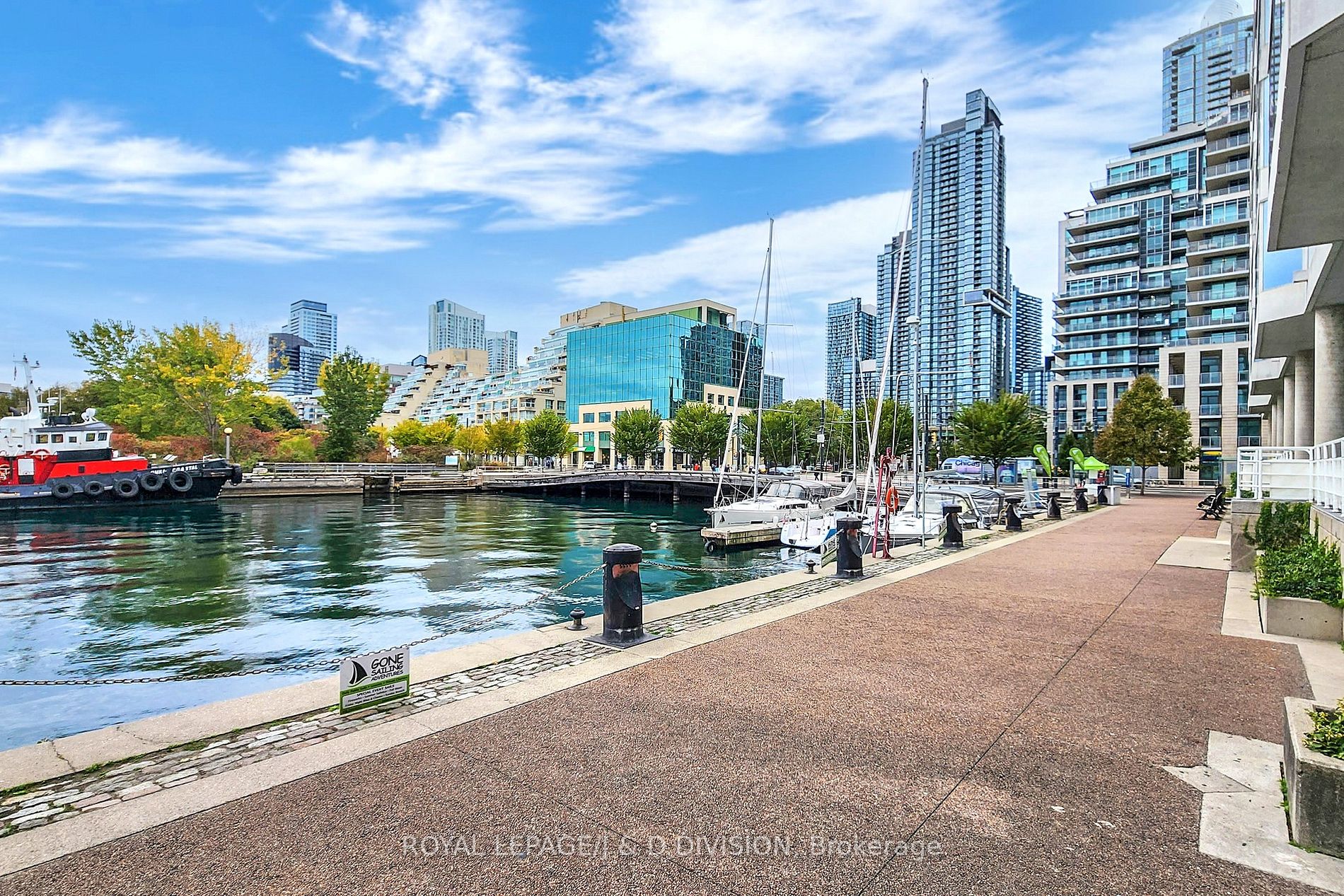 401 Queens Quay W, #103