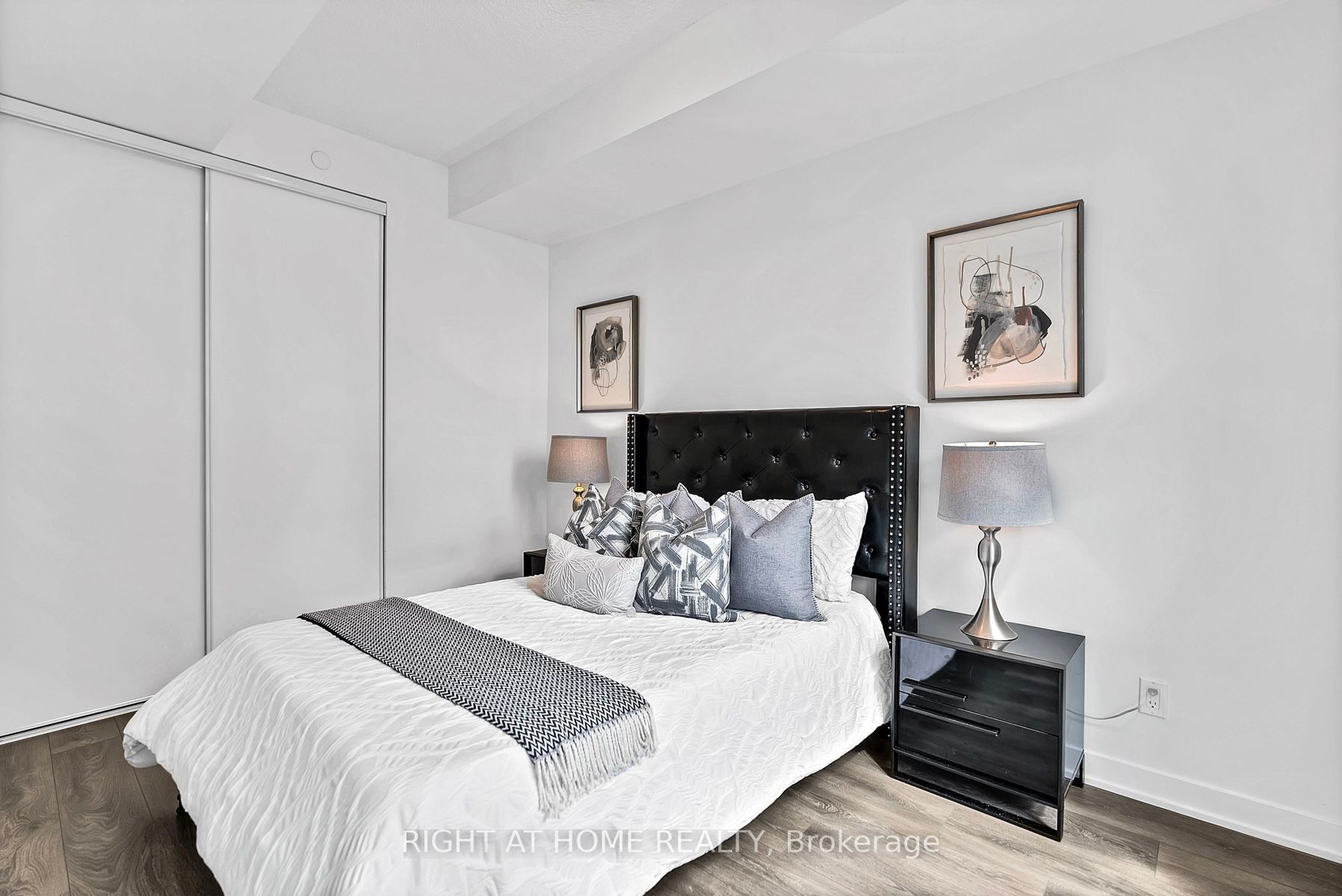87 Peter St, #2816