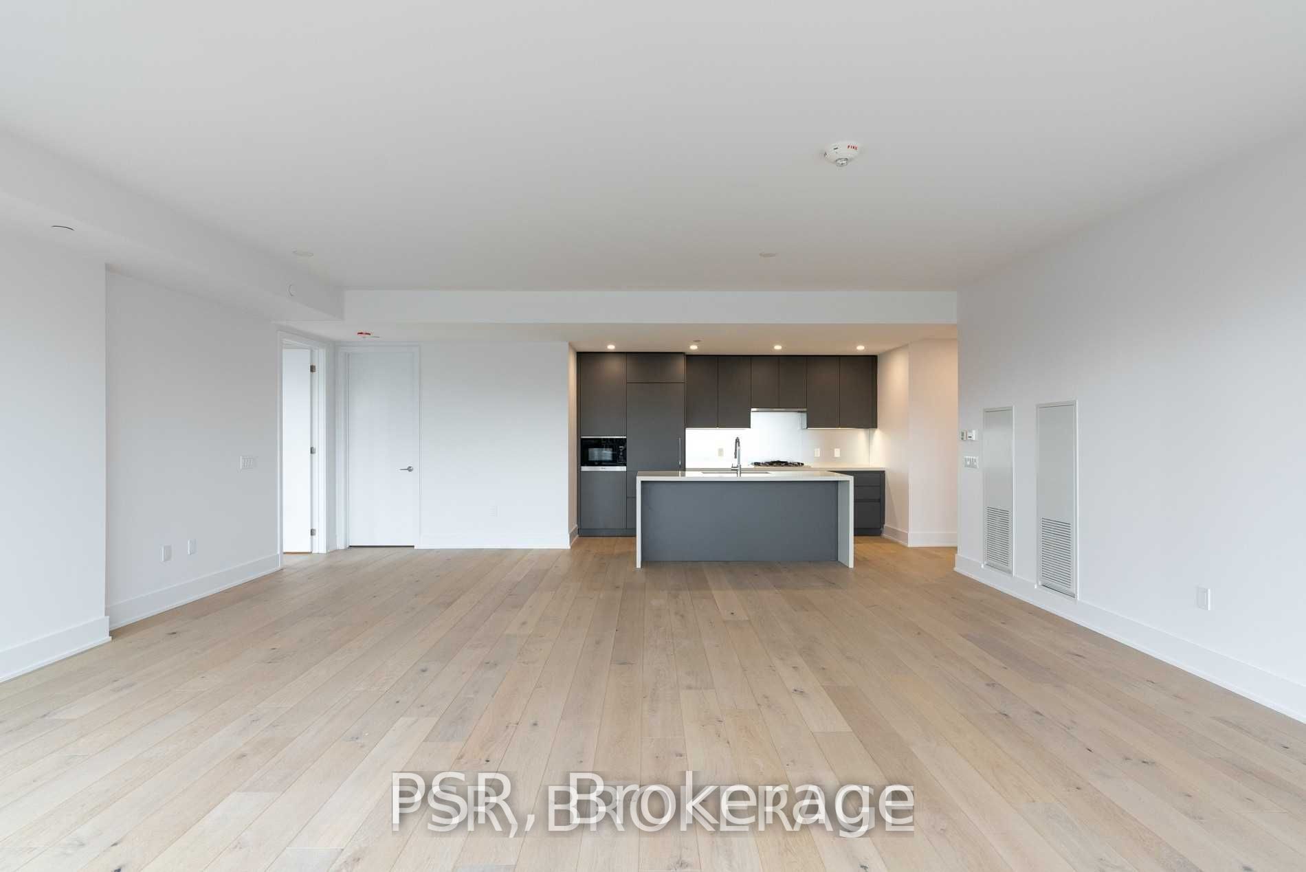 346 Davenport Road, #304