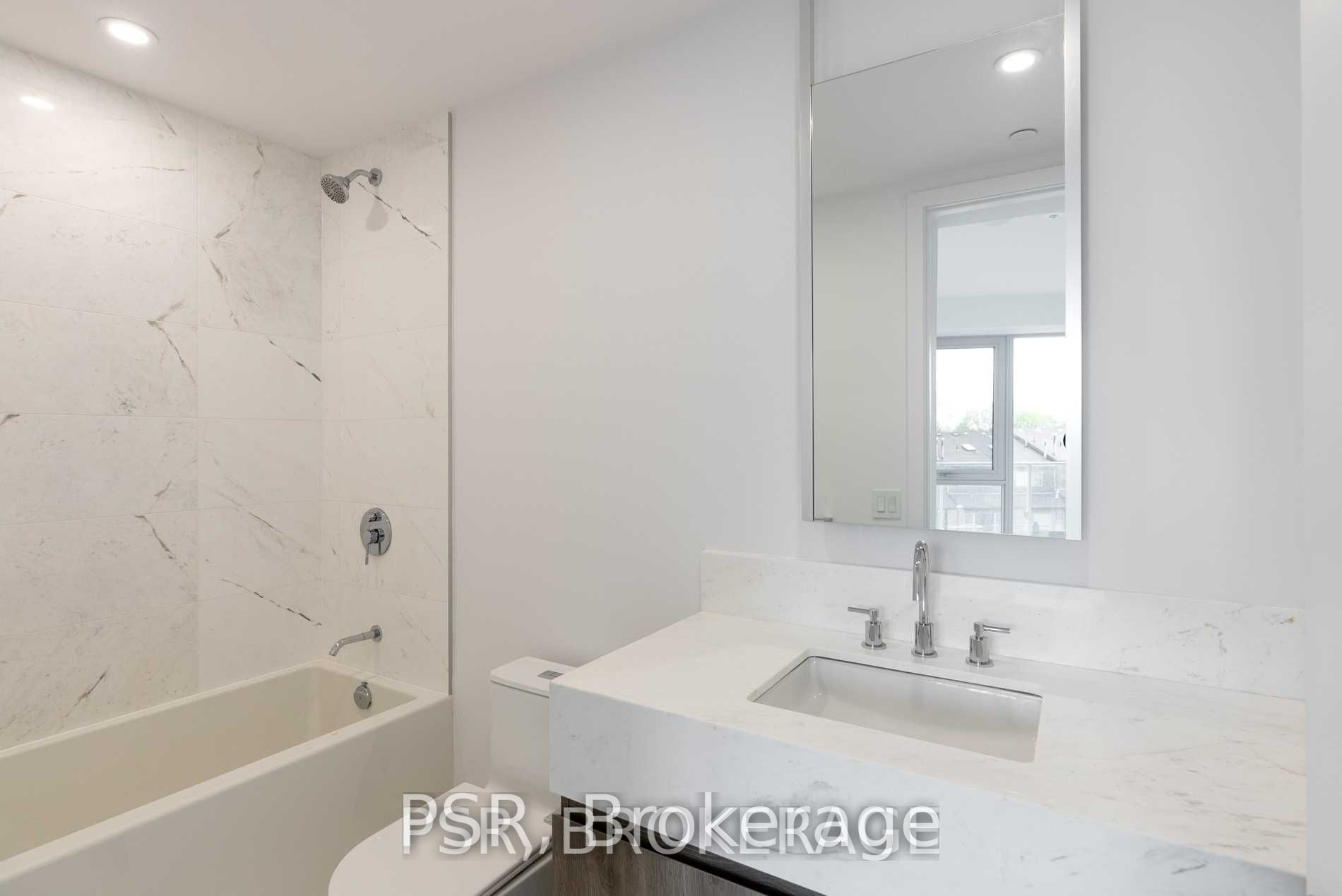 346 Davenport Road, #304