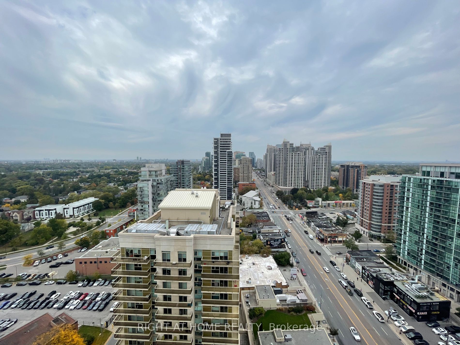 15 Ellerslie Ave, #2210