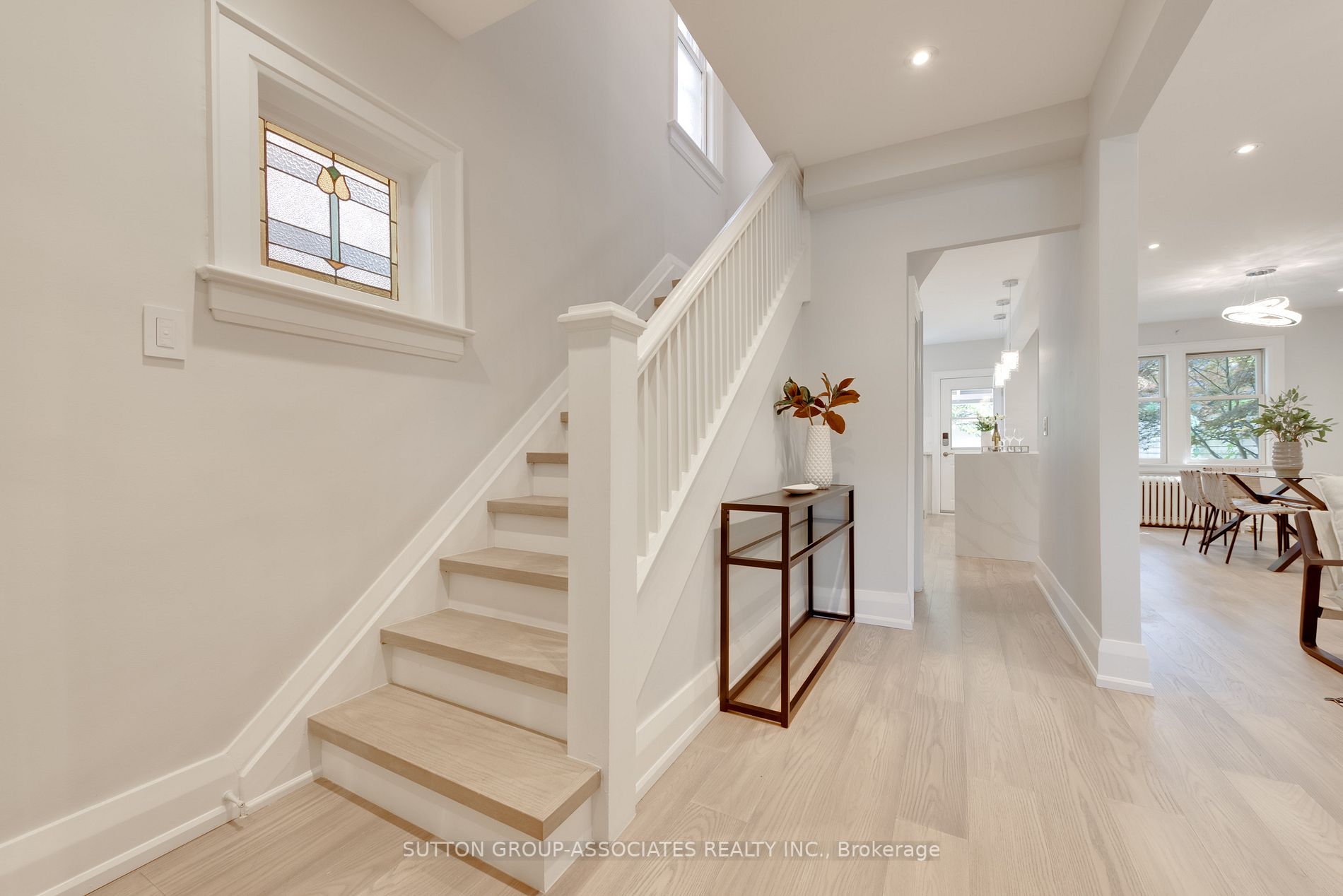 35 Cranbrooke Ave