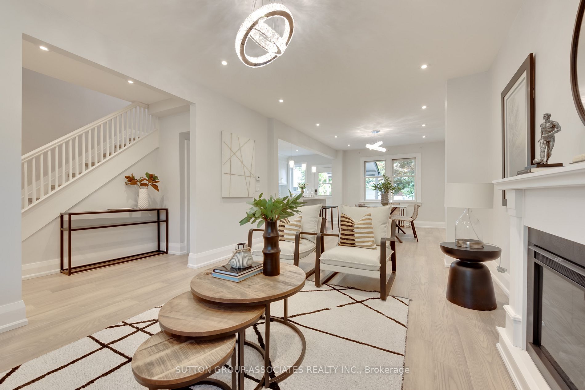 35 Cranbrooke Ave