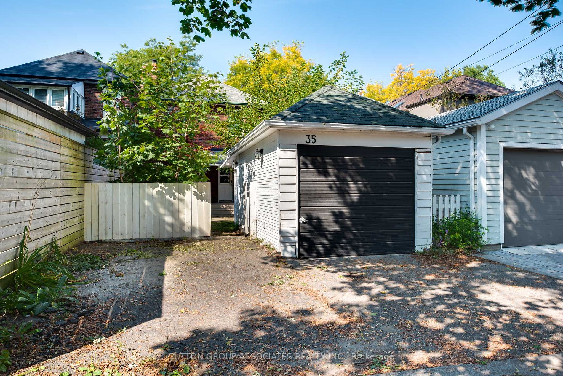 35 Cranbrooke Ave