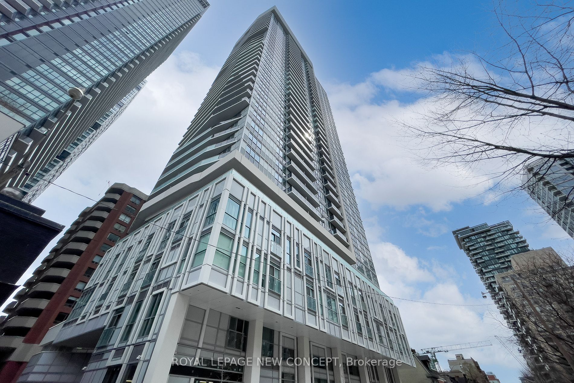 77 Mutual St, #3007