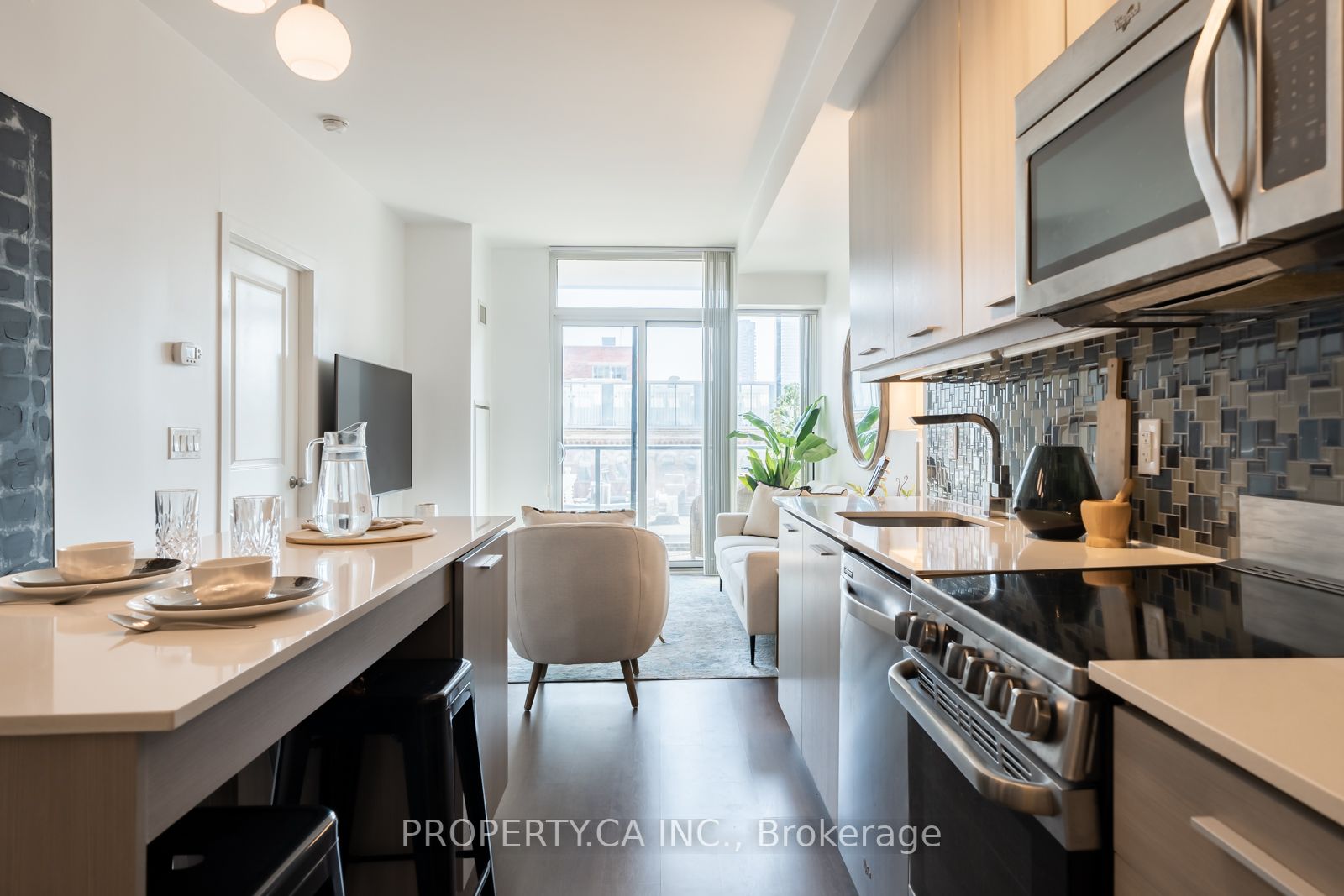 105 George St, #507