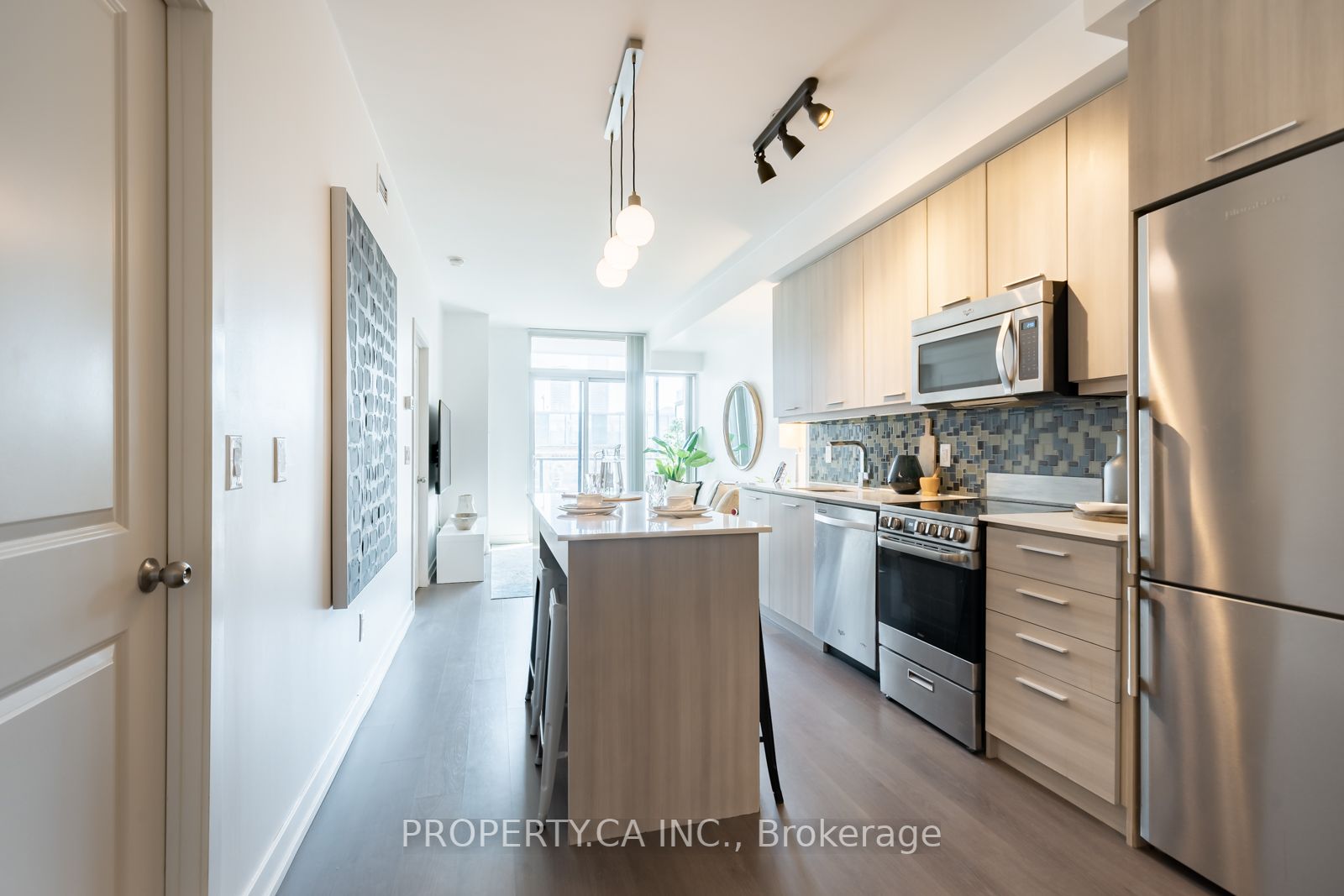 105 George St, #507