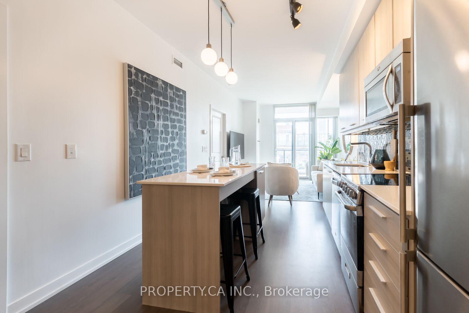 105 George St, #507