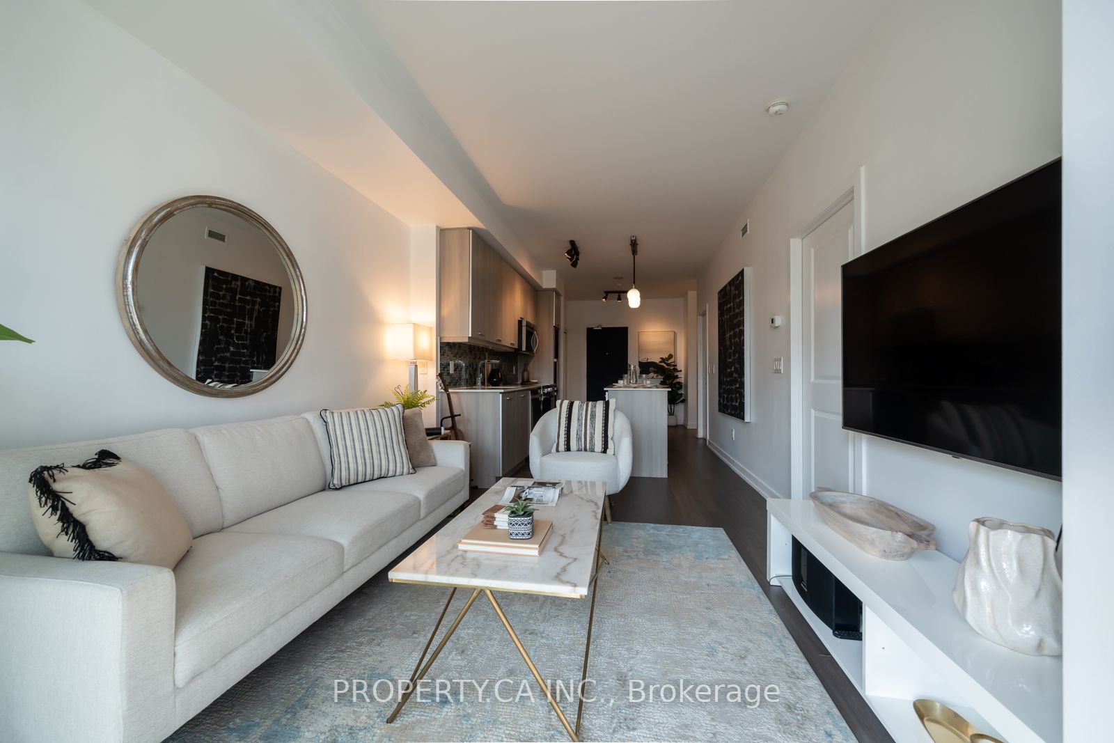 105 George St, #507