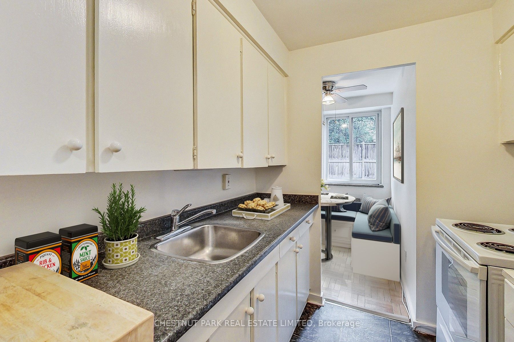 158 Crescent Rd, #108
