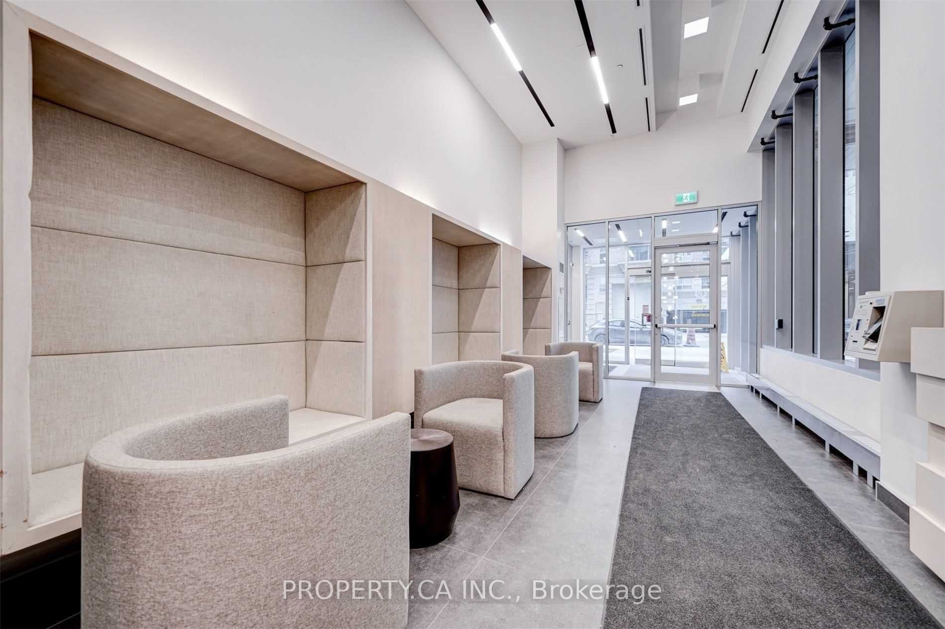 195 Redpath Avenue, #2204