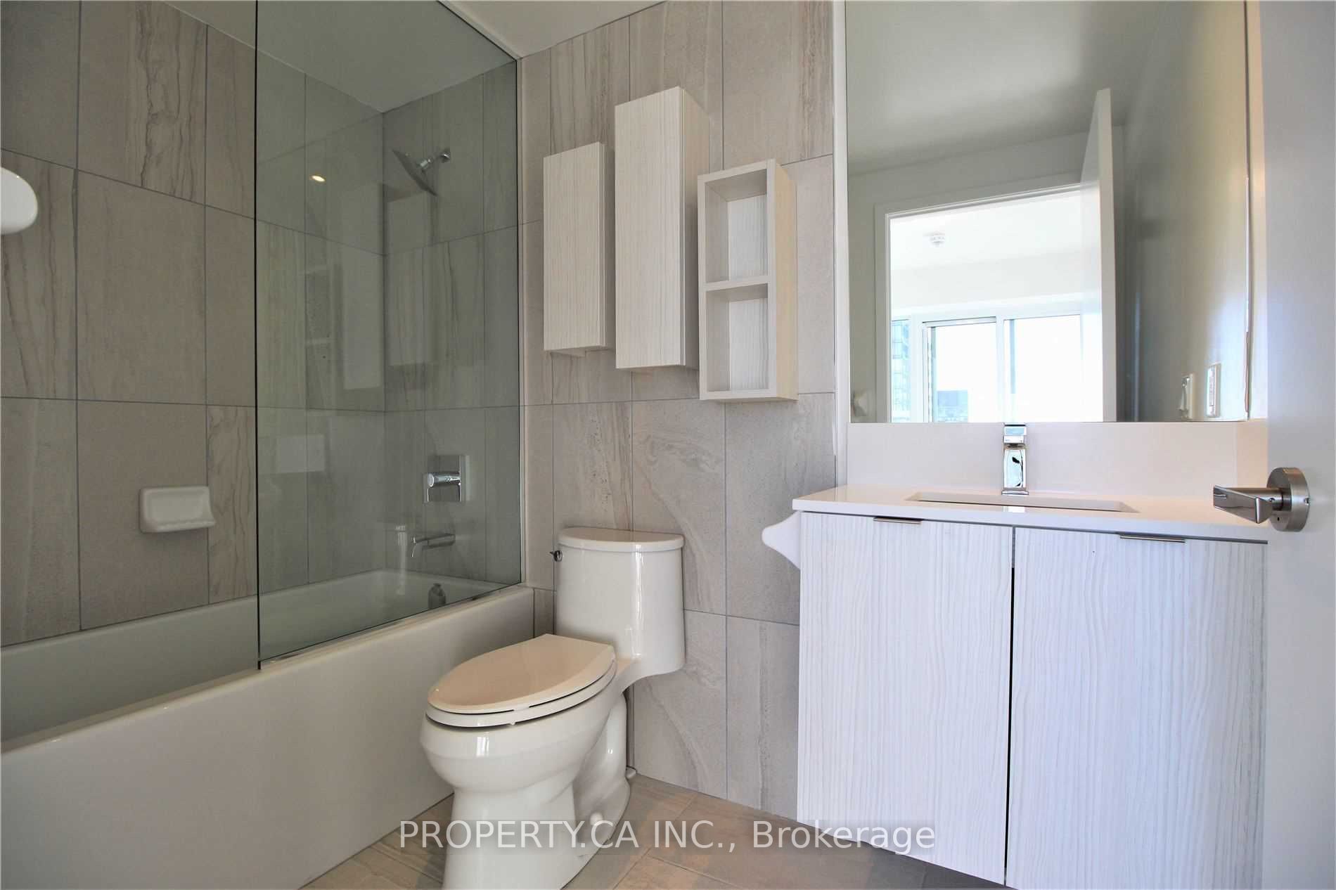 195 Redpath Avenue, #2204