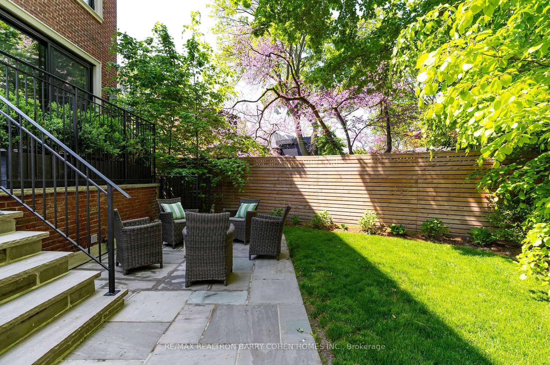 6 Millbank Ave
