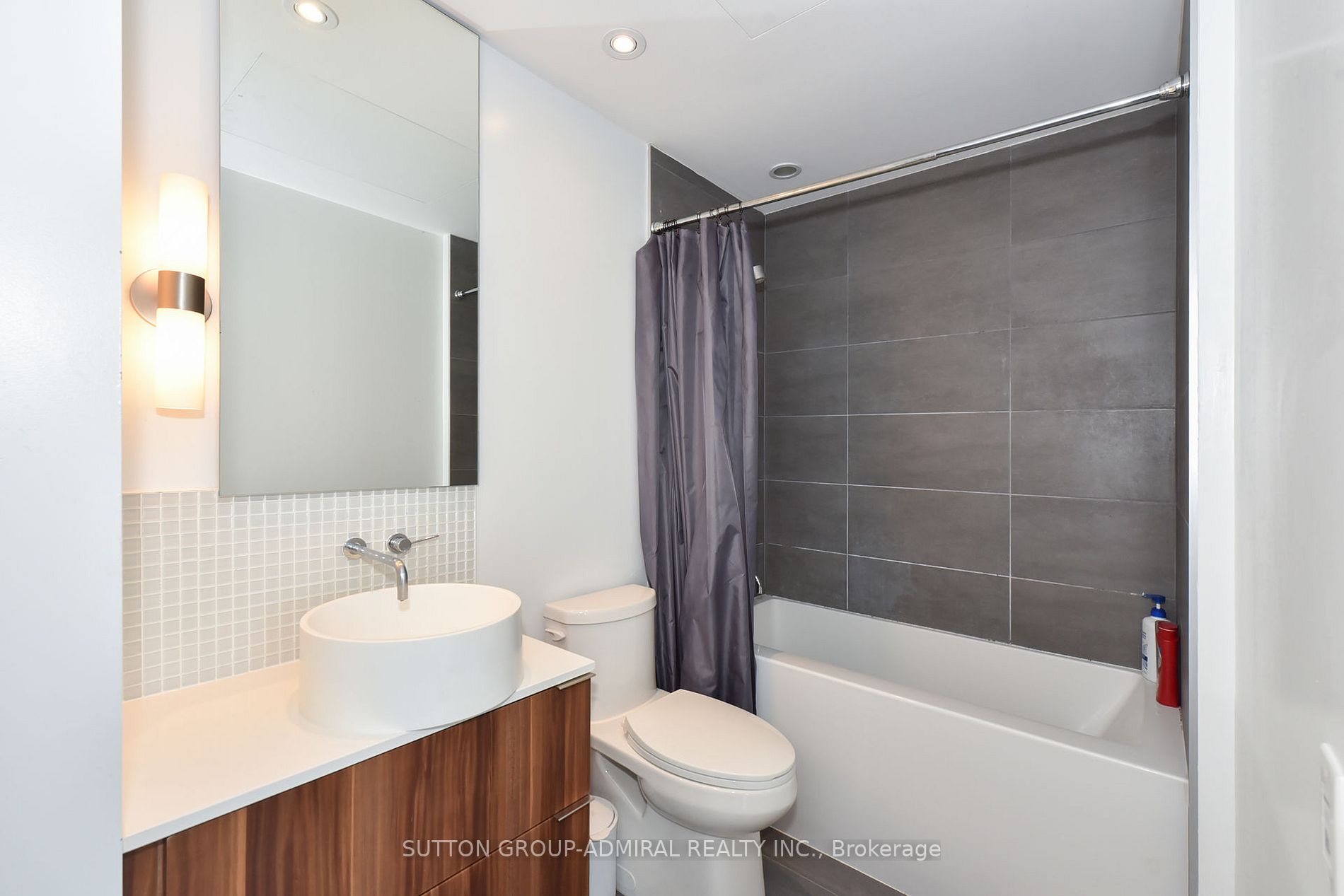 185 Roehampton Avenue, #2706