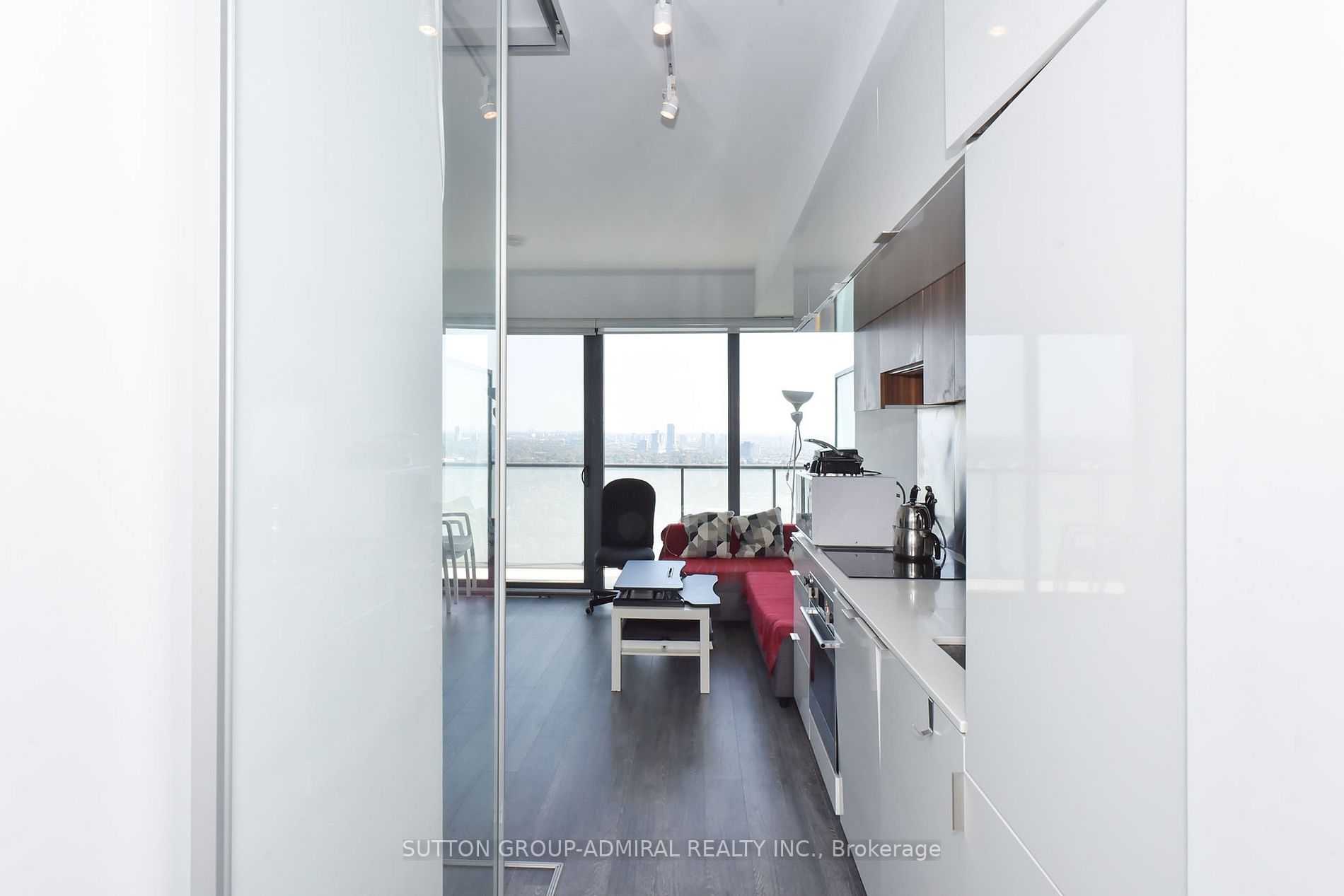 185 Roehampton Avenue, #2706