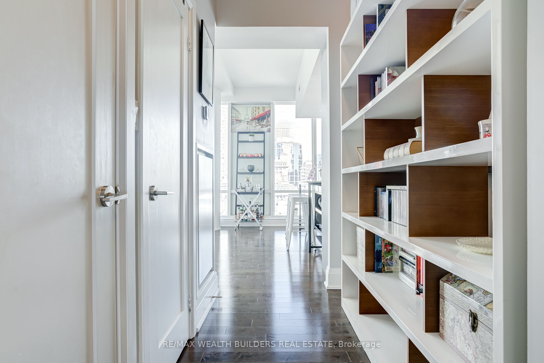 8 The Esplanade, #2105