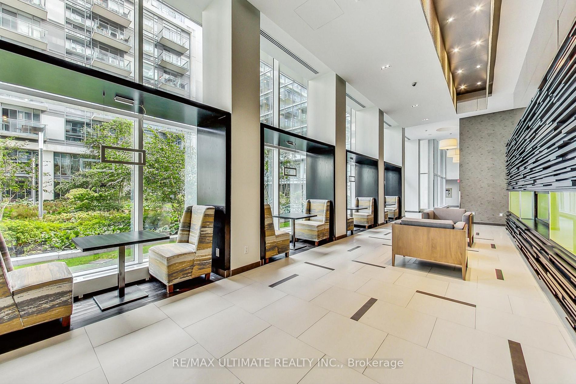 90 Stadium Rd, #314