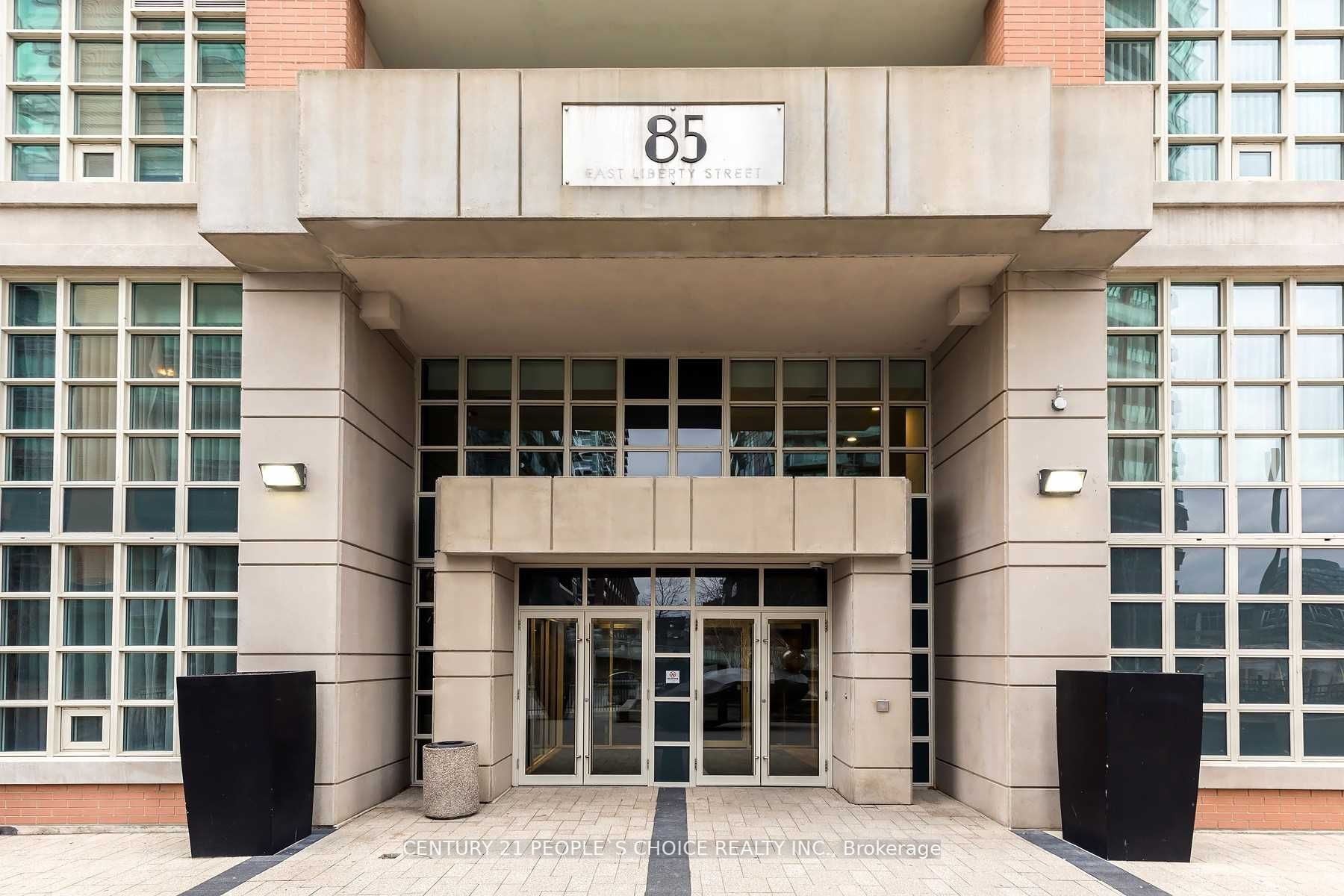 85 East Liberty St, #920