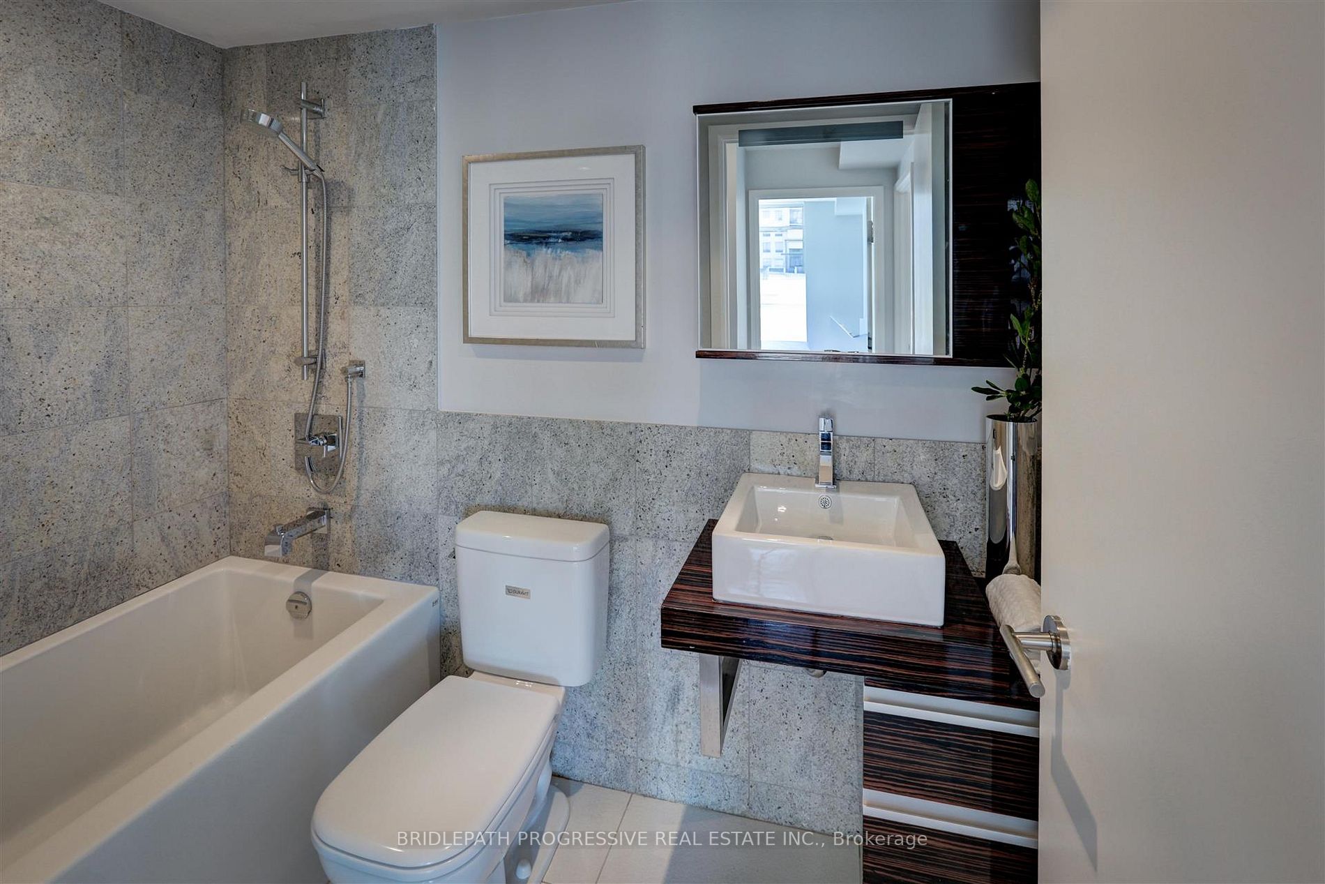 676 Sheppard Ave E, #707