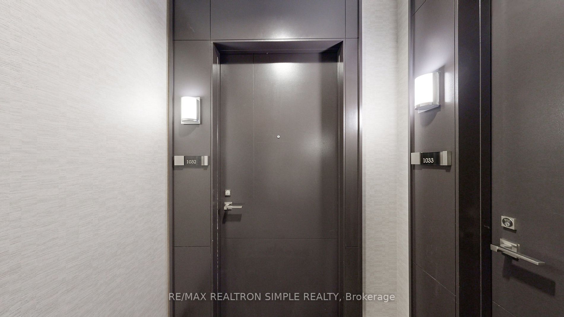 120 Harrison Garden Blvd, #1032