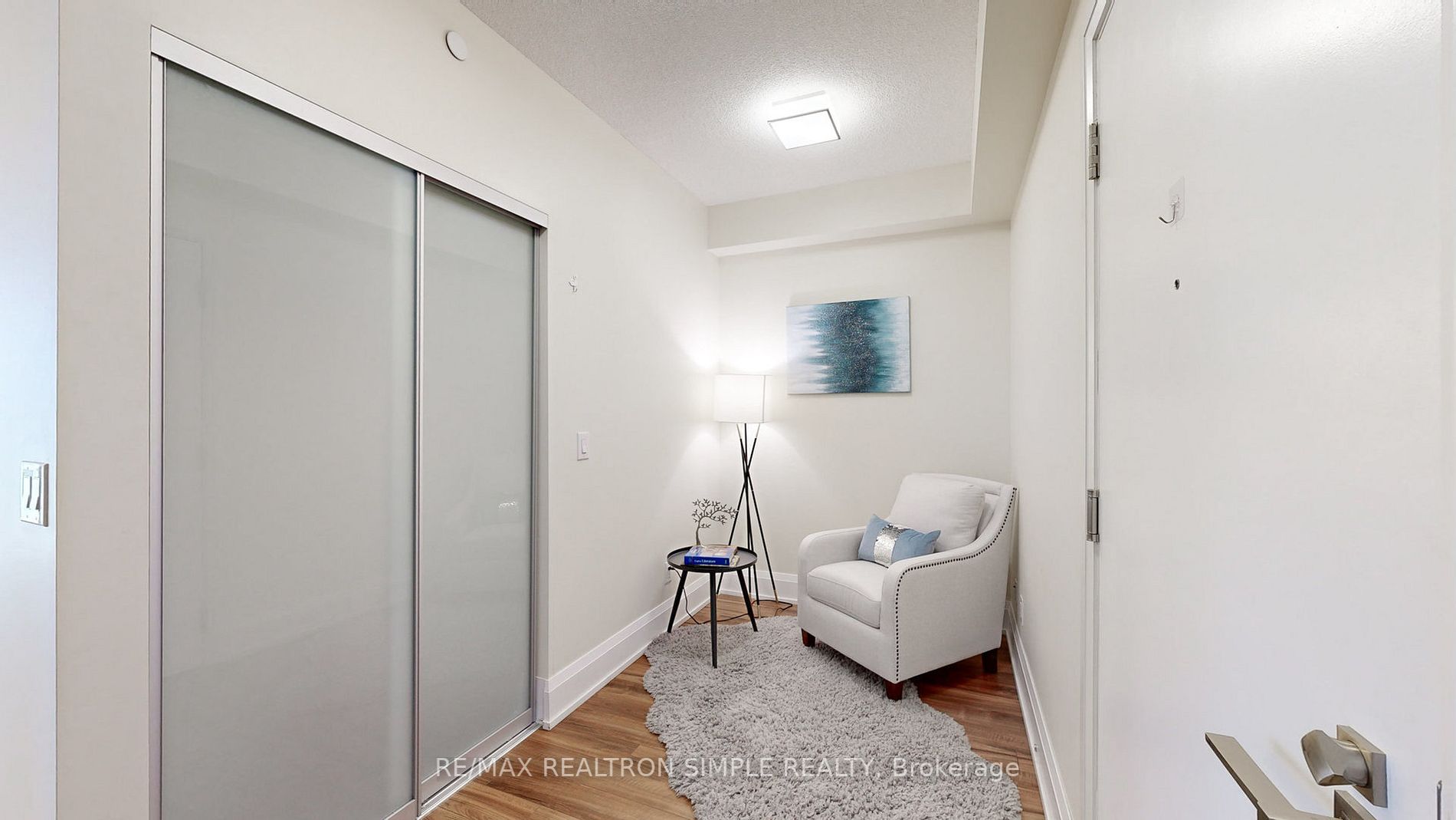120 Harrison Garden Blvd, #1032