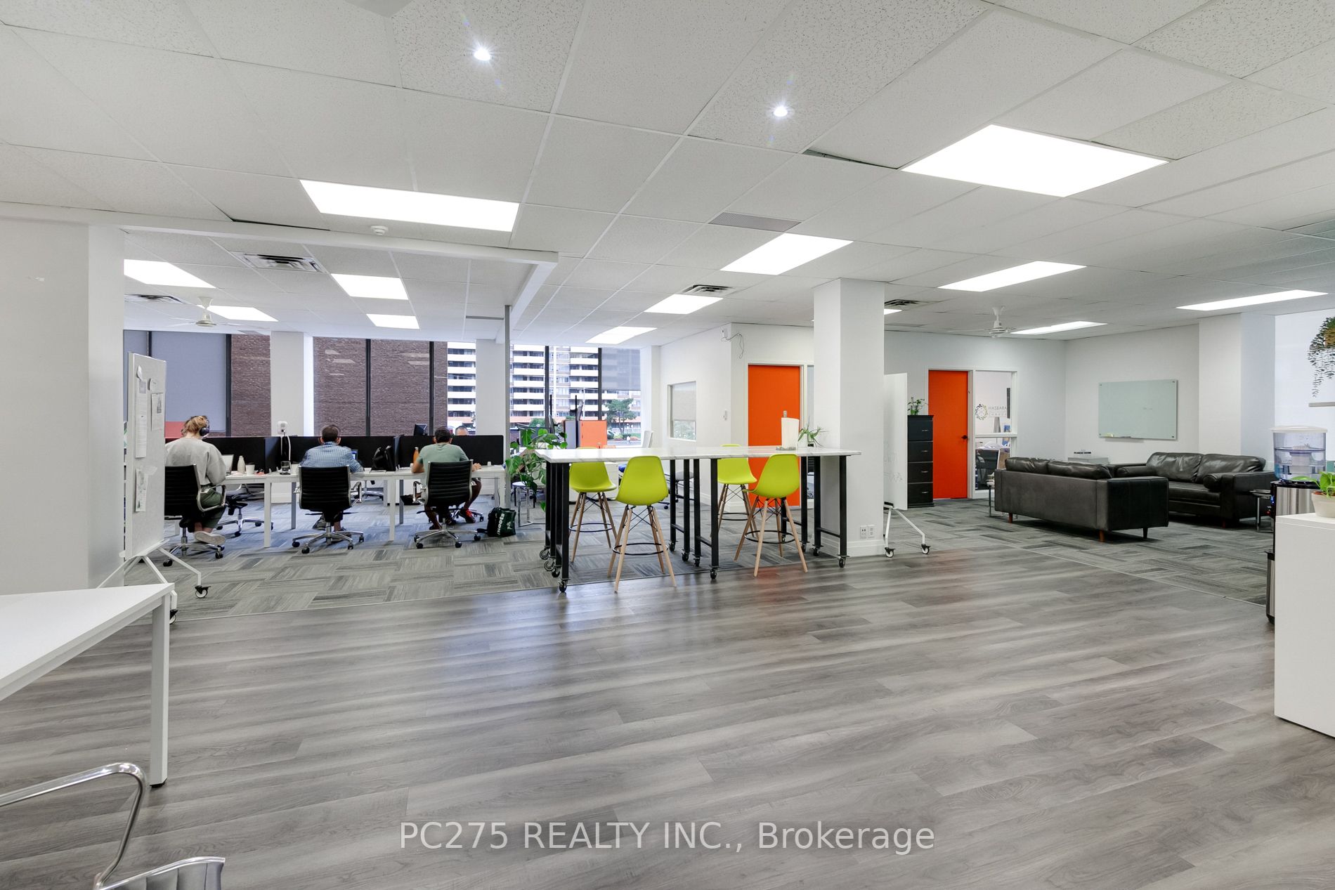 120 Eglinton Ave E, #11-D