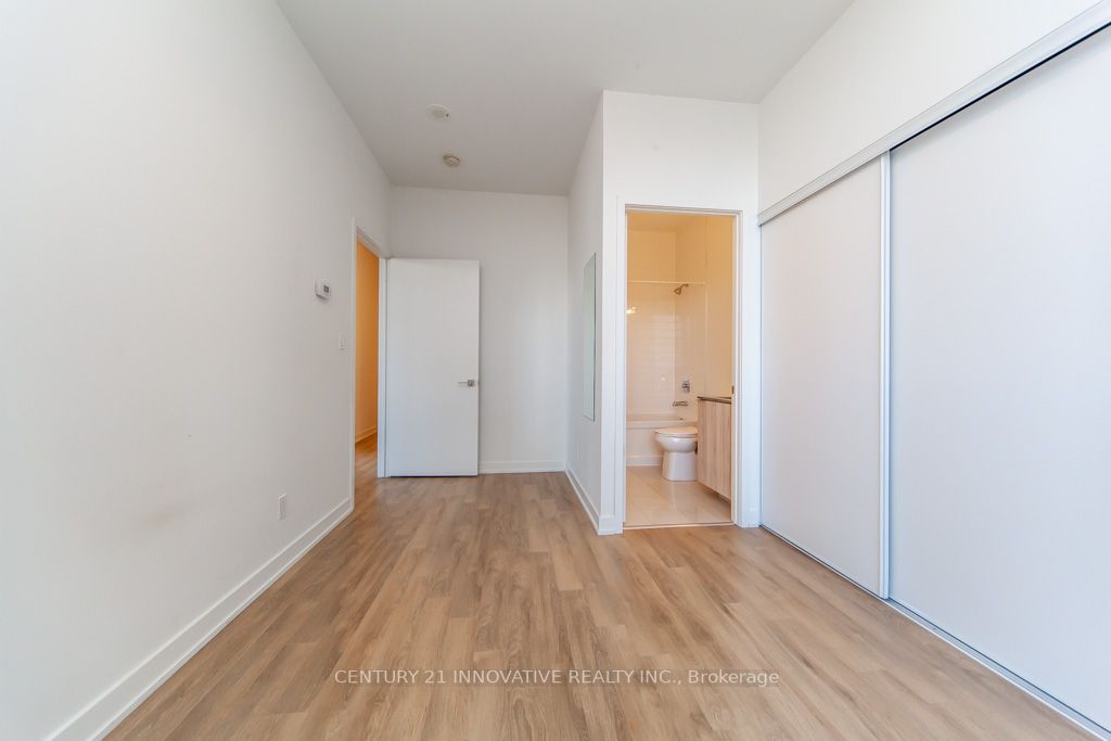 50 Ordnance Street #307