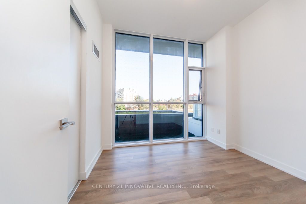 50 Ordnance Street #307