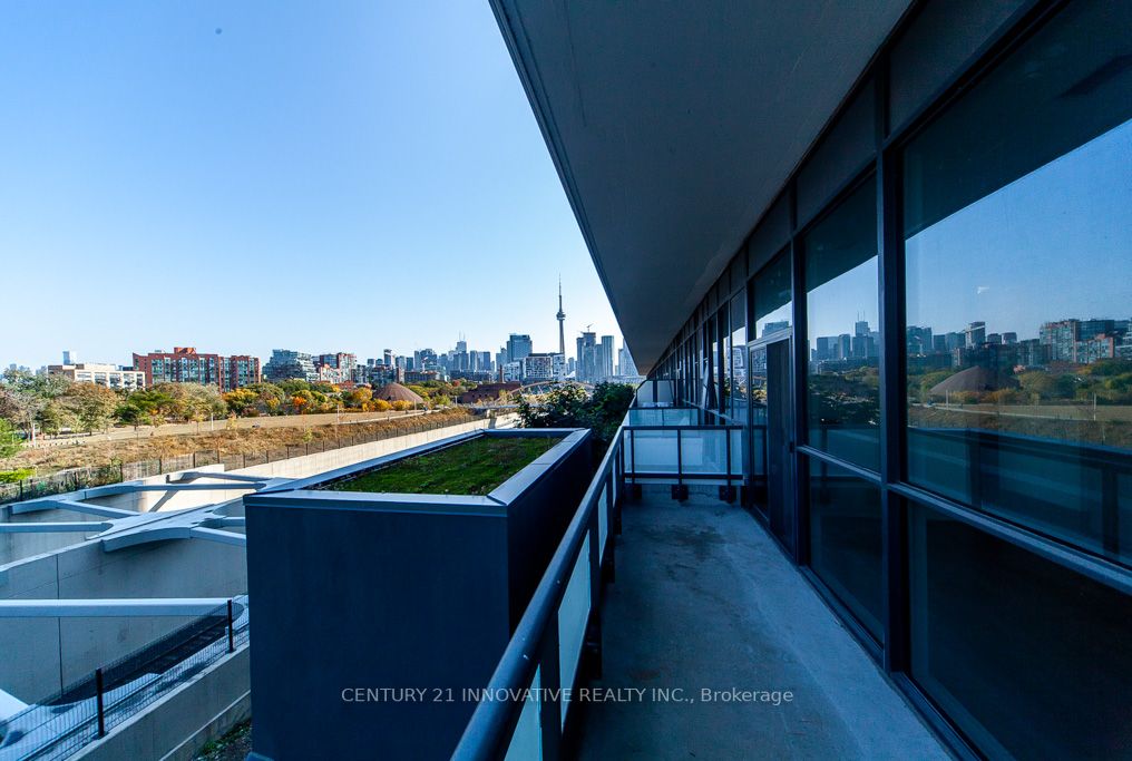 50 Ordnance Street #307