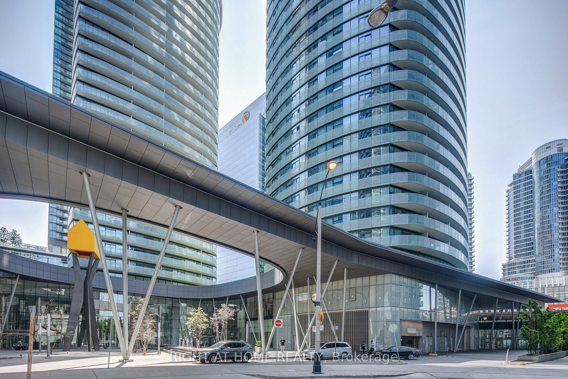 12 York St, #3002