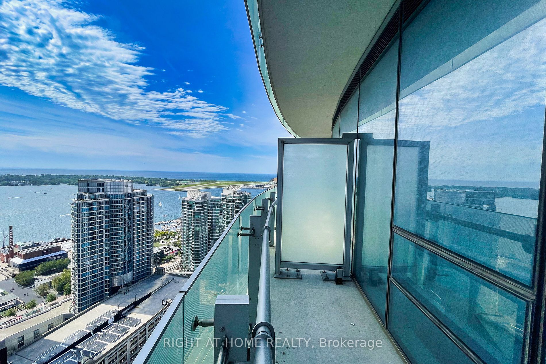 12 York St, #3002
