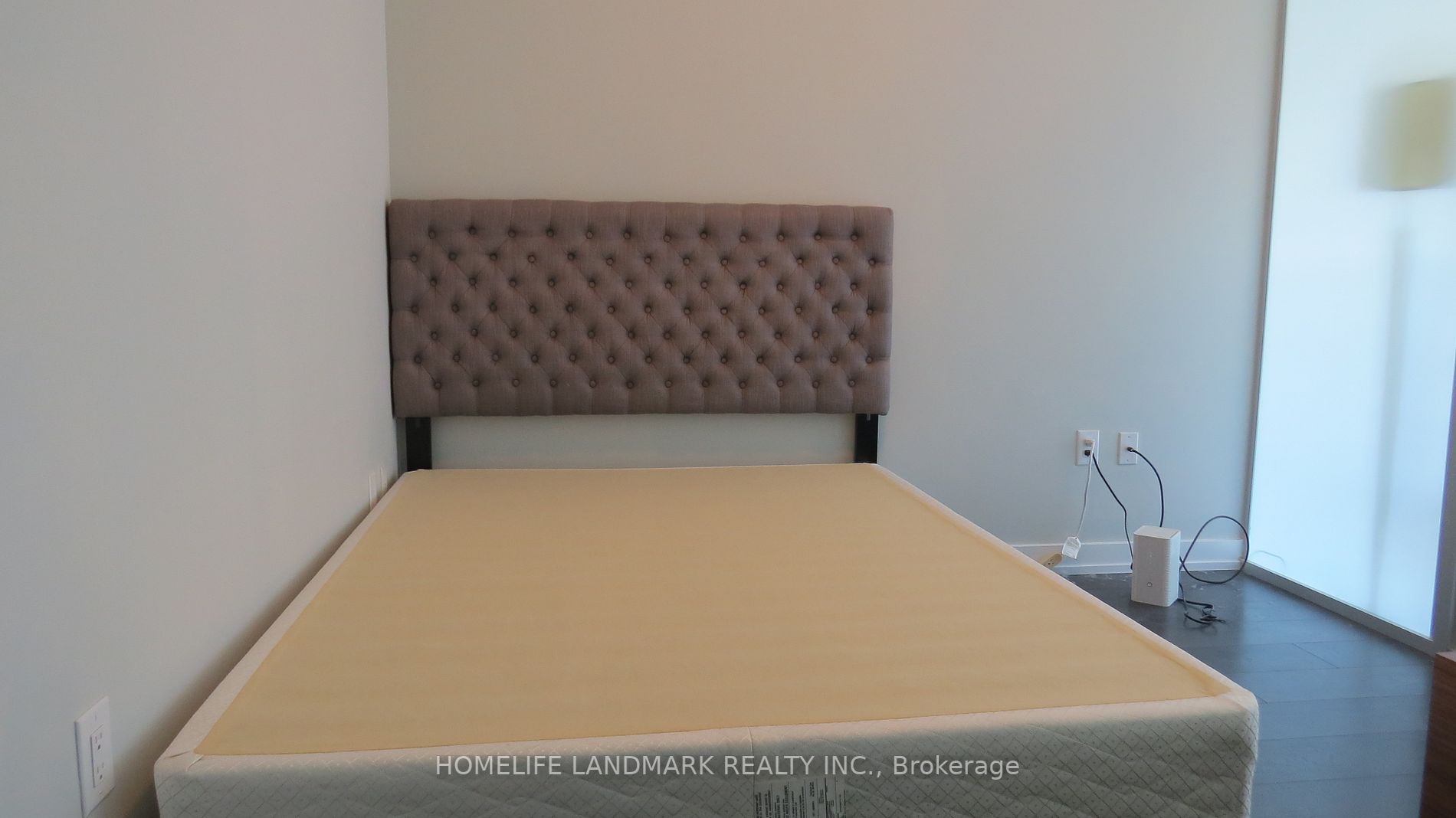 426 University Avenue #1602