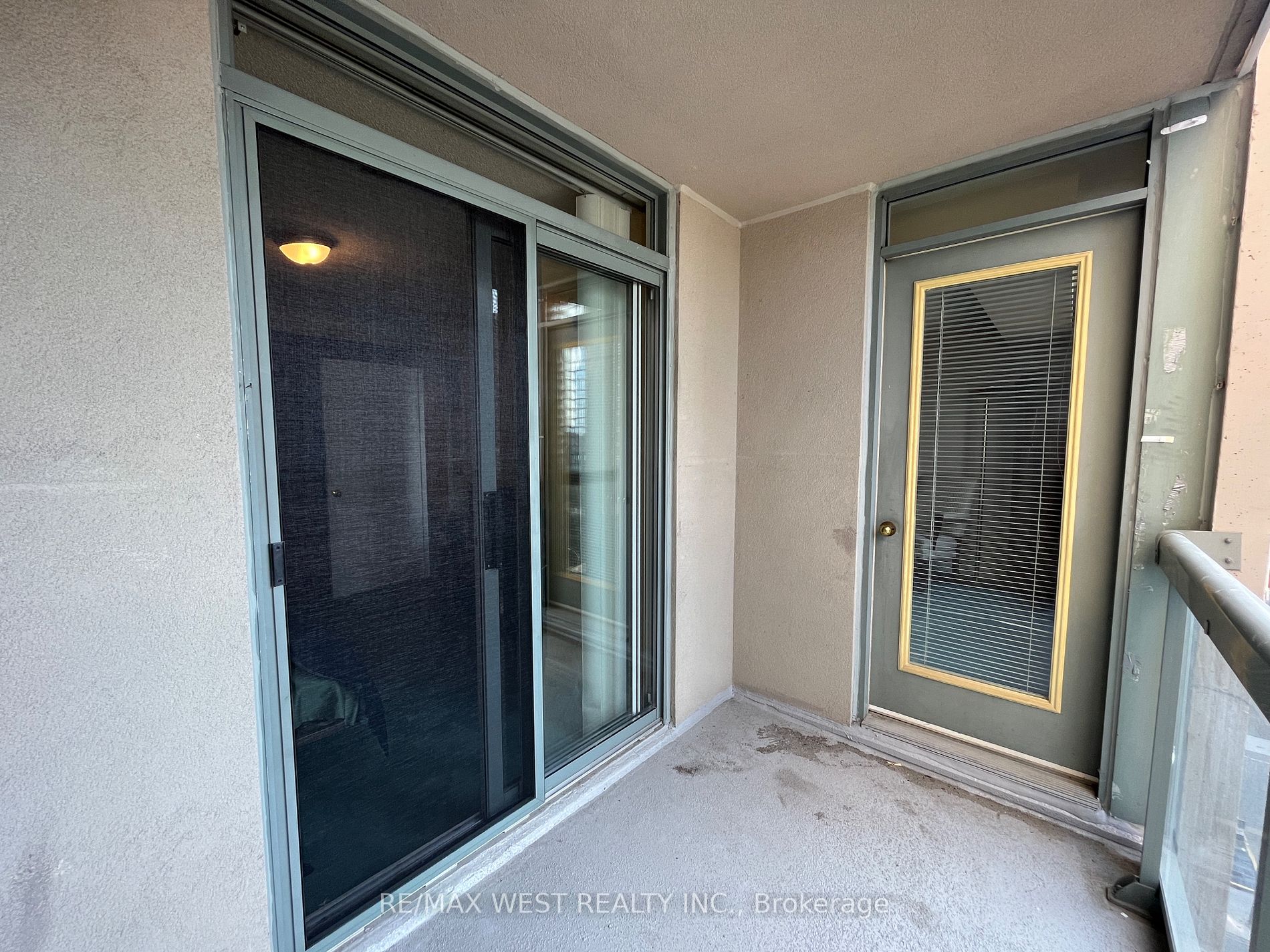 28 Empress Ave, #1716