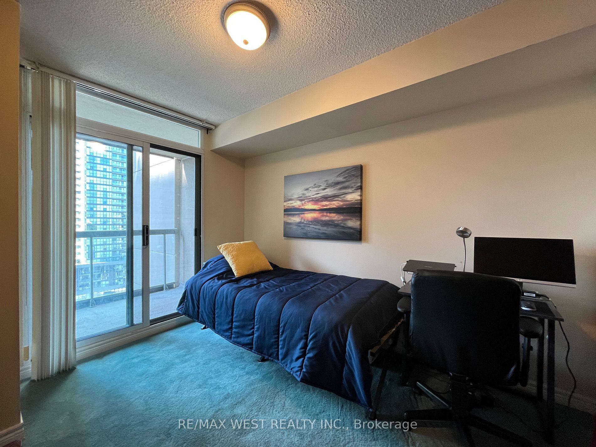 28 Empress Ave, #1716