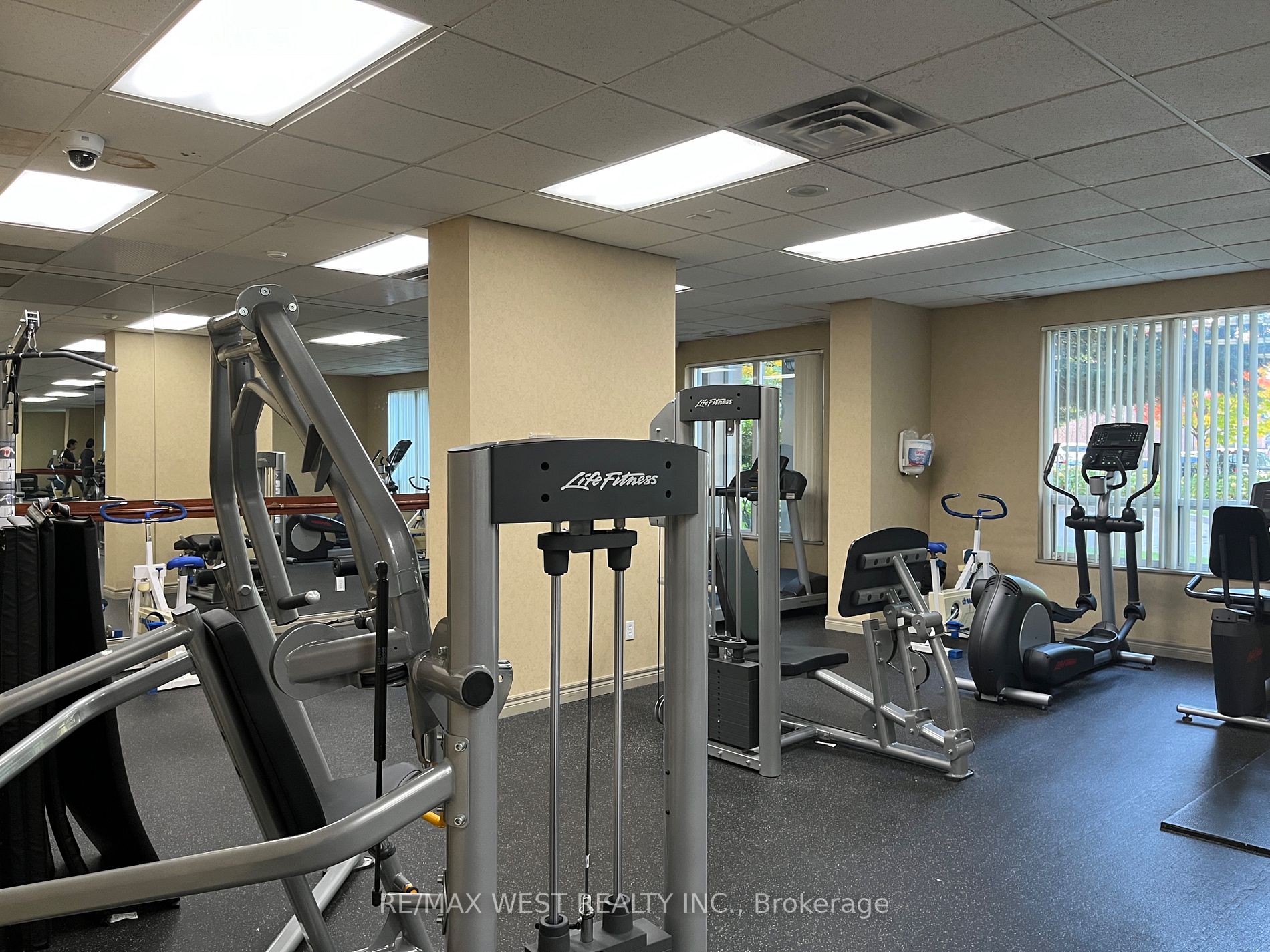 28 Empress Ave, #1716