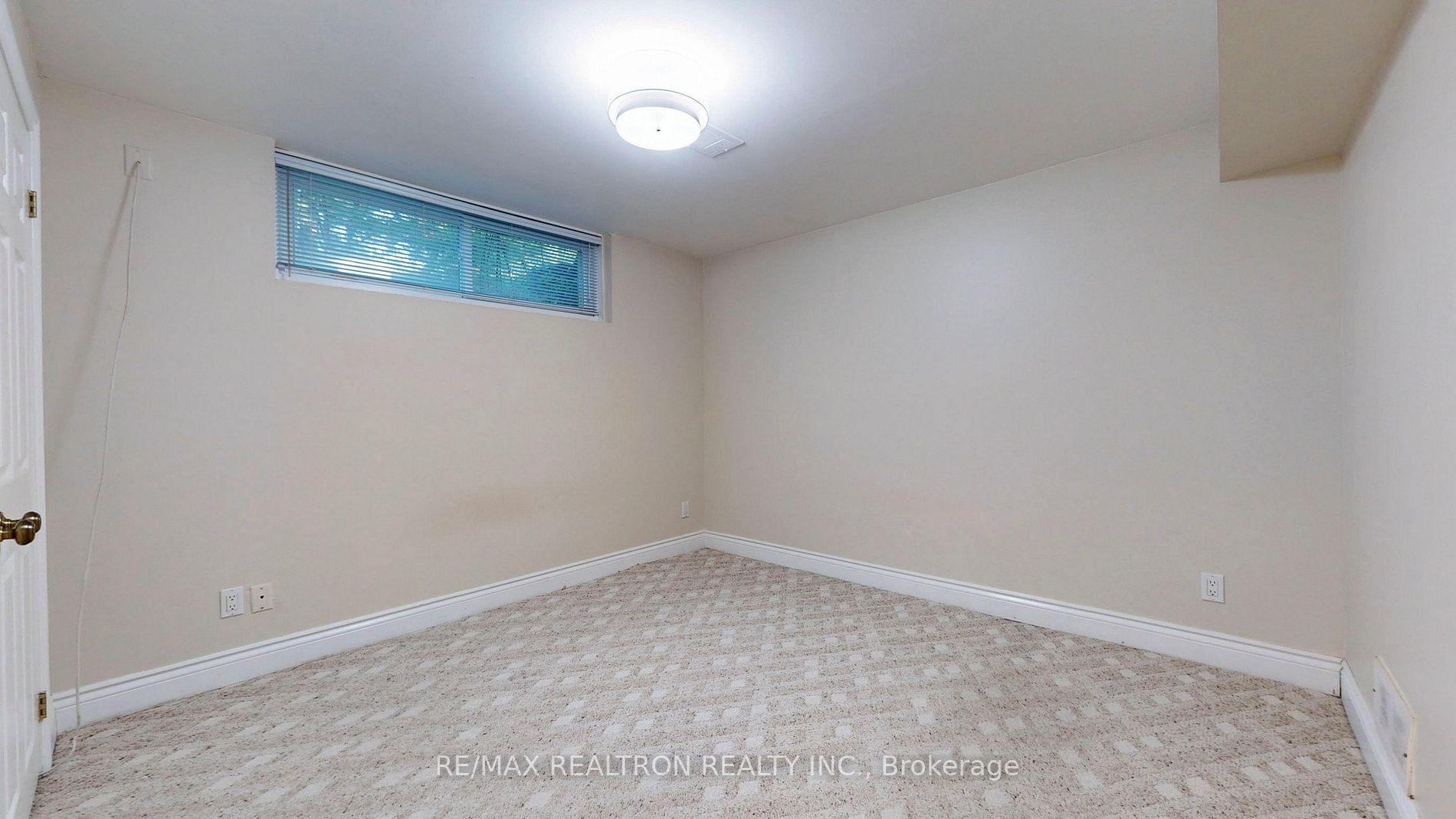 31 Whitelock Cres, ##bsmt