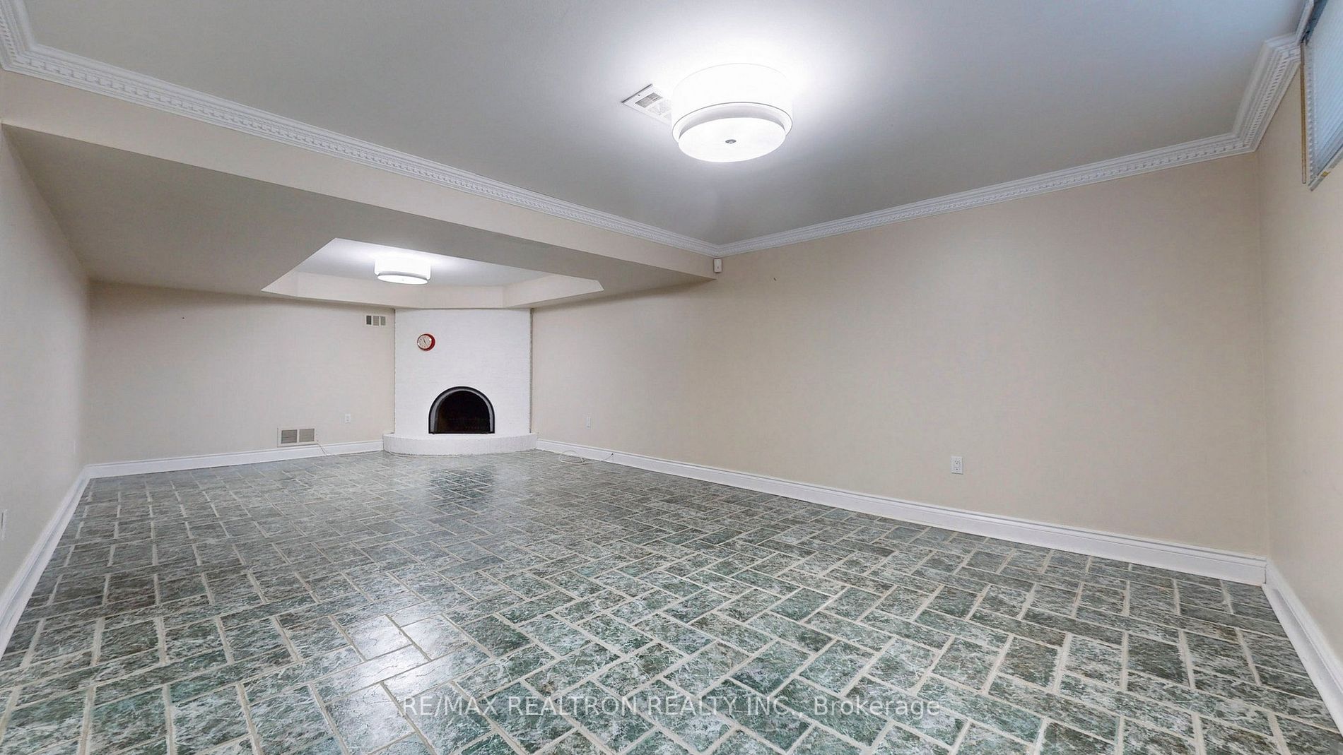 31 Whitelock Cres, ##bsmt