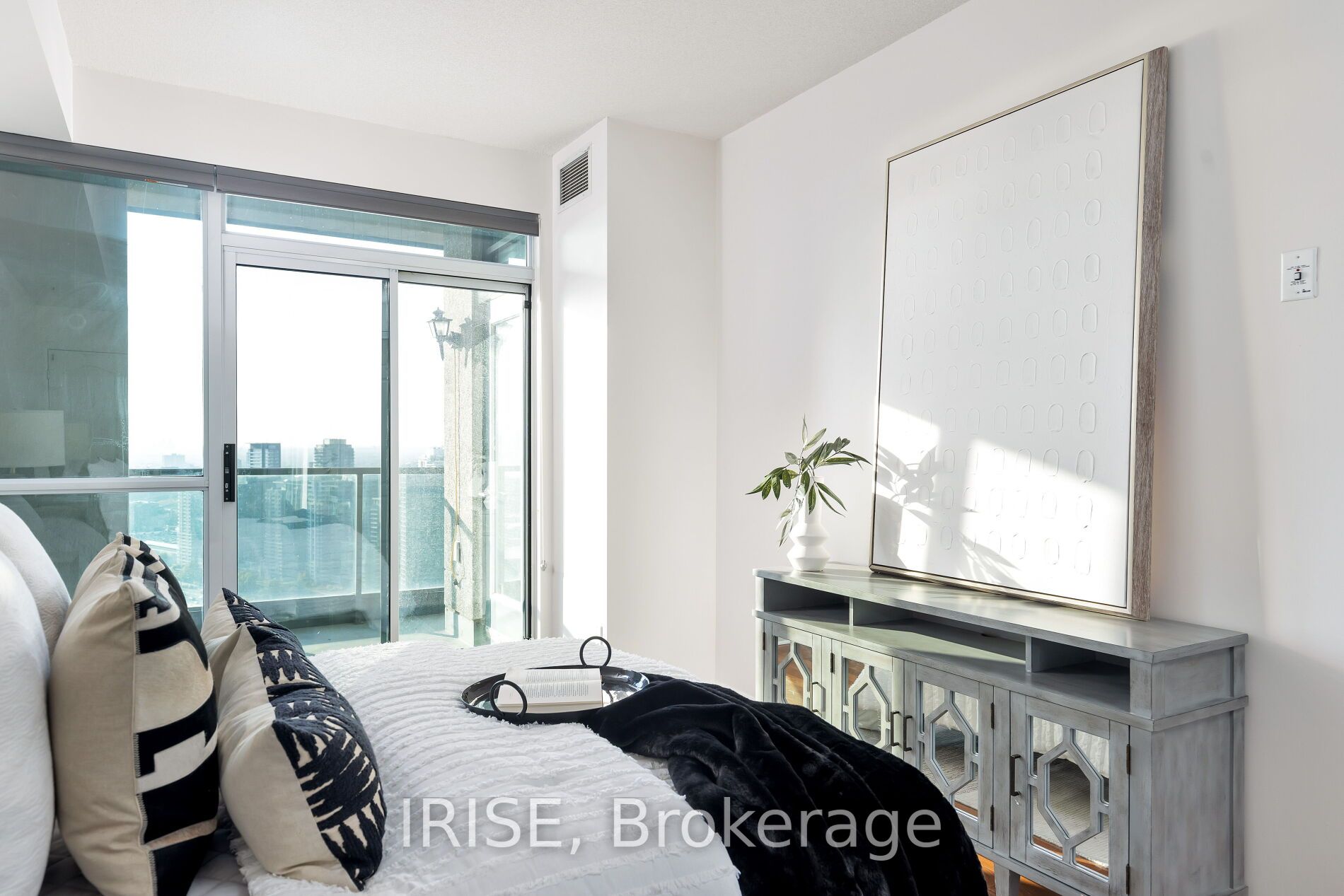 219 Fort York Blvd, #Lph01