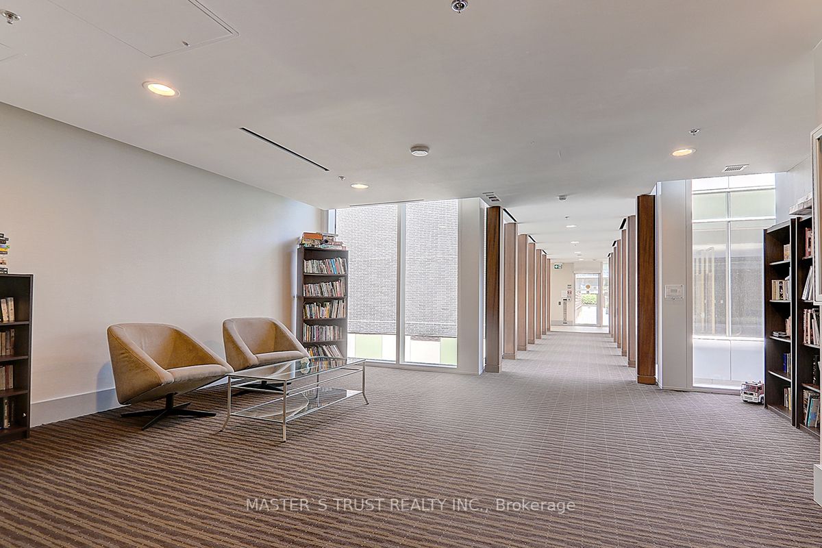 455 Front St E, #N408