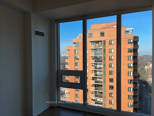 320 Tweedsmuir Ave, #1203